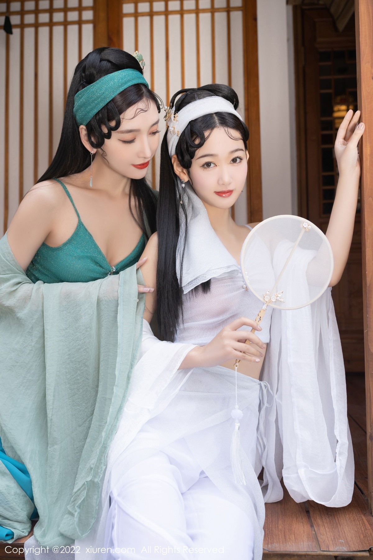 xgyw.top_XiuRen第4952期_模特唐安琪＆陆萱萱古装合拍主题性感内衣配无内肉丝诱惑写真92P