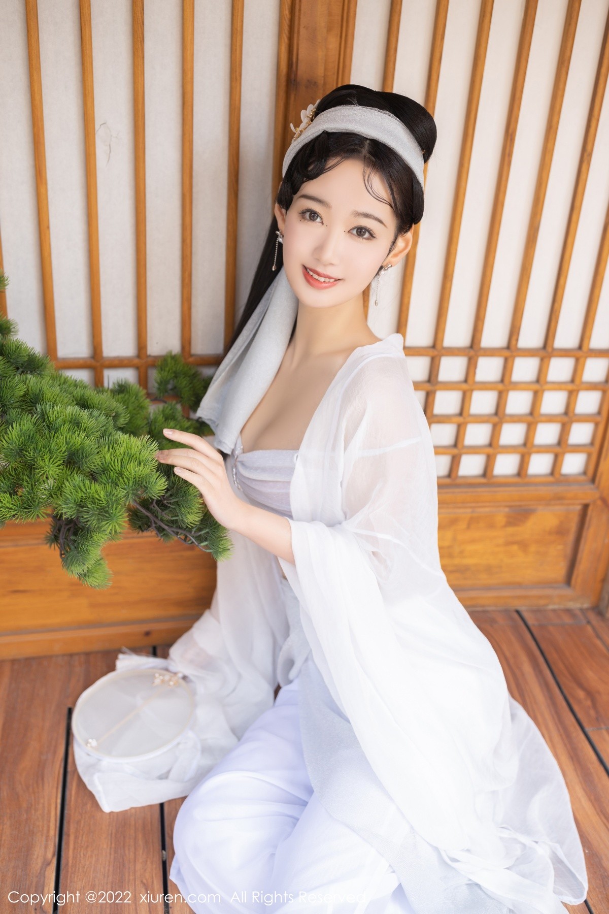 xgyw.top_XiuRen第4952期_模特唐安琪＆陆萱萱古装合拍主题性感内衣配无内肉丝诱惑写真92P