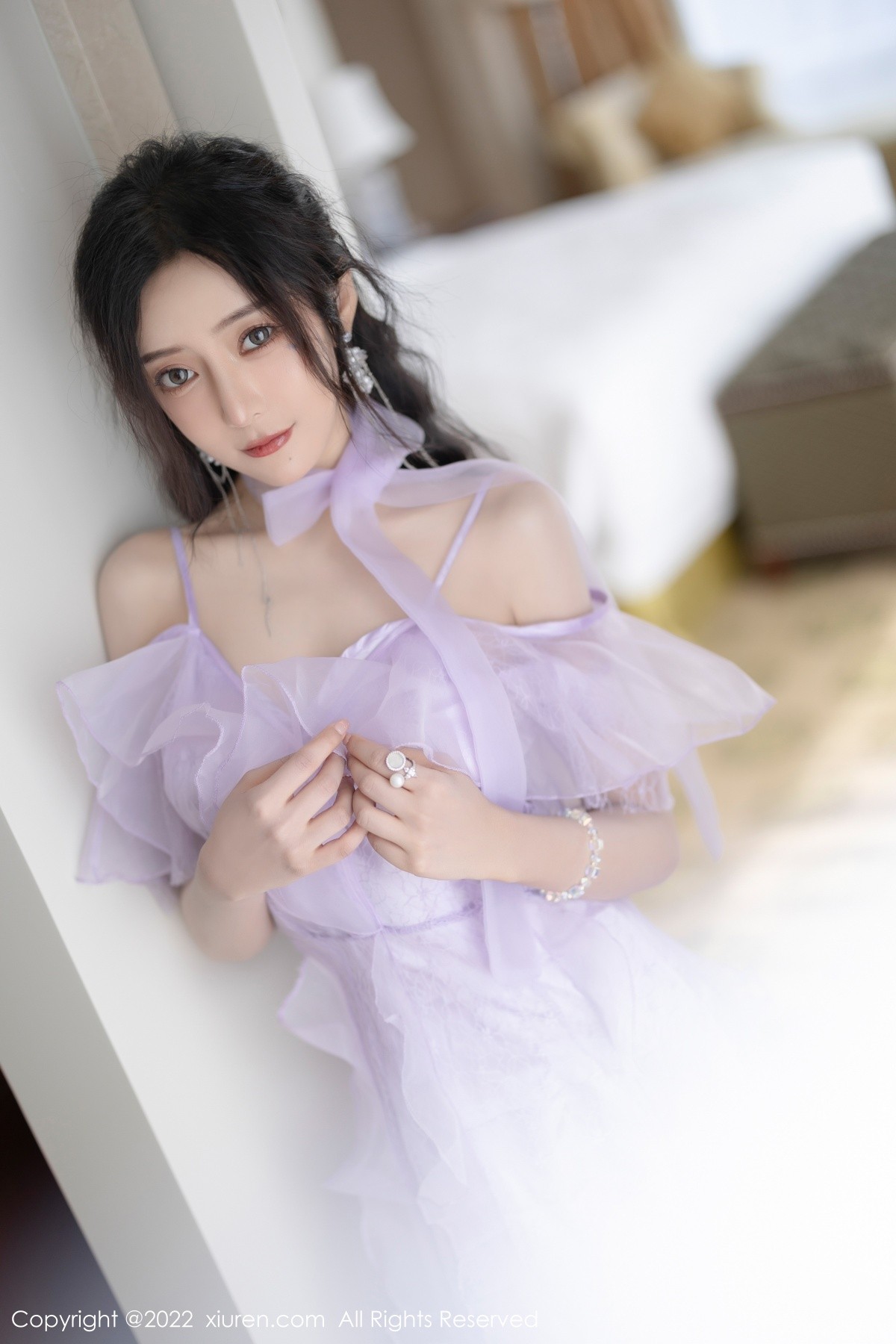 xgyw.top_XiuRen第4949期_女神王馨瑶yanni厦门旅拍浅紫色薄纱透视裙秀完美身材诱惑写真101P