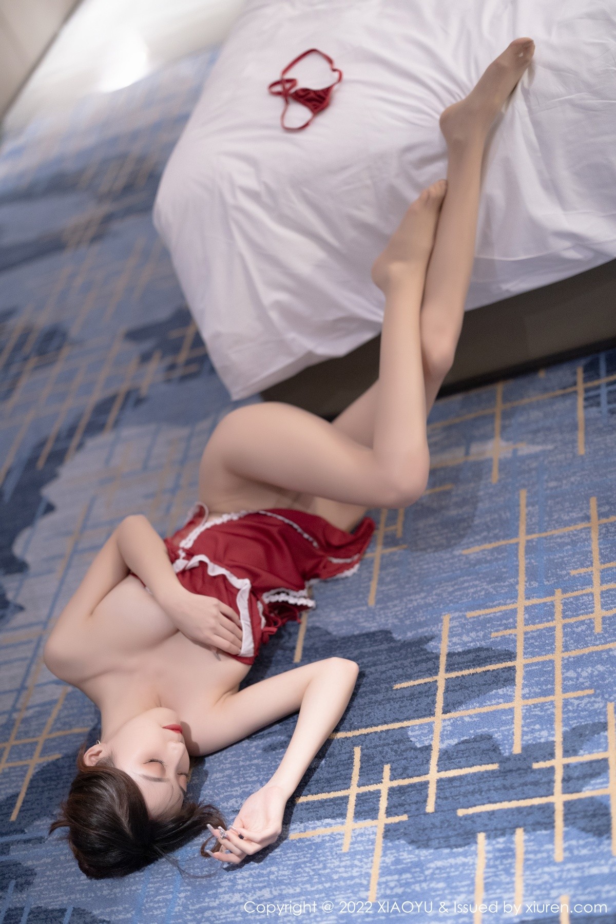 xgyw.top_[XiaoYu画语界]Vol.769_模特林星阑性感红色露肩服饰配无内肉丝秀完美身材诱惑写真85P