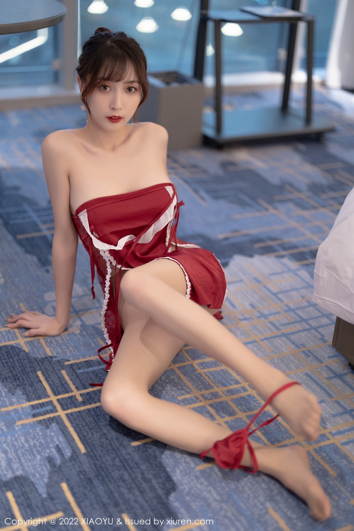 xgyw.top_[XiaoYu画语界]Vol.769_模特林星阑性感红色露肩服饰配无内肉丝秀完美身材诱惑写真85P