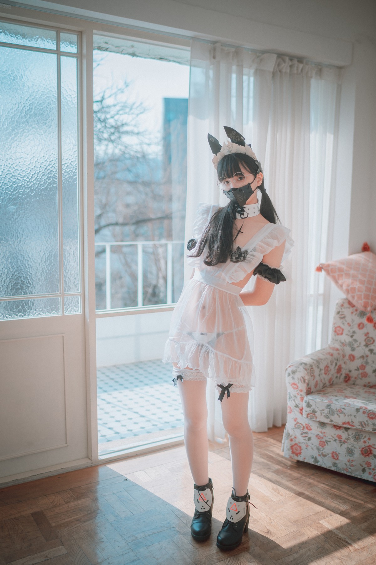 xgyw.top_[DJAWA]No.019_模特Jenny_Maid Mansion主题薄透上衣配白丝袜撩人诱惑写真113P