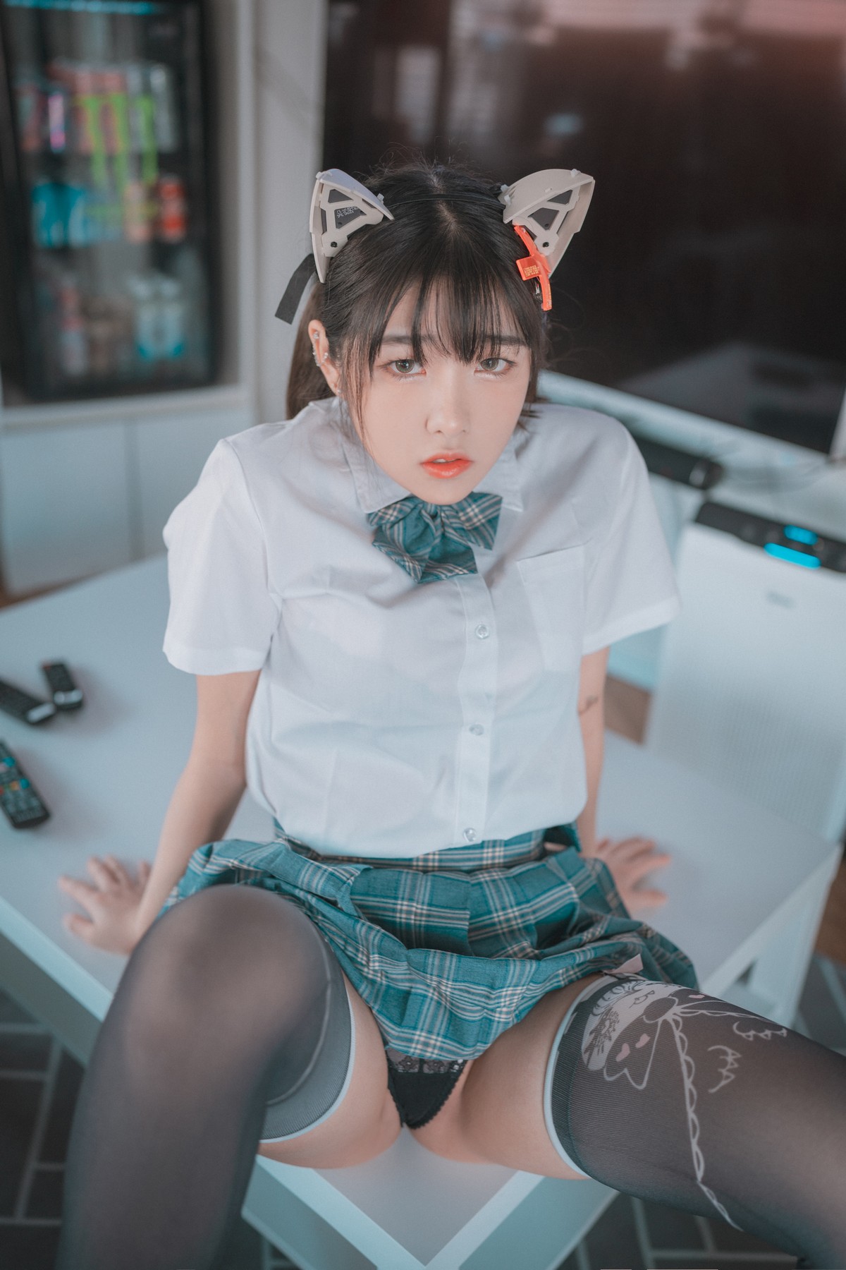 xgyw.top_[DJAWA]No.020_模特Sonson_Plug Me In主题私房性感内衣配黑丝吊袜诱惑写真99P
