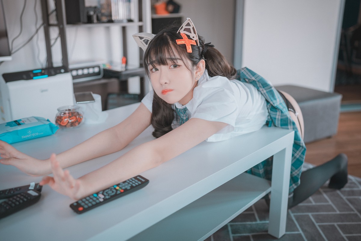 xgyw.top_[DJAWA]No.020_模特Sonson_Plug Me In主题私房性感内衣配黑丝吊袜诱惑写真99P