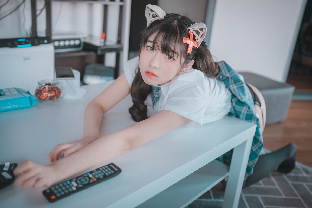 xgyw.top_[DJAWA]No.020_模特Sonson_Plug Me In主题私房性感内衣配黑丝吊袜诱惑写真99P