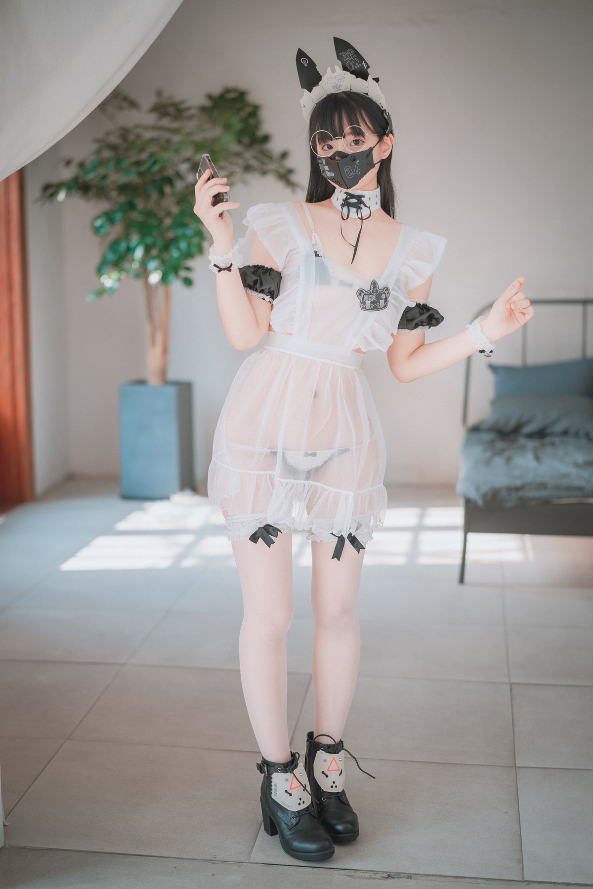 xgyw.top_[DJAWA]No.019_模特Jenny_Maid Mansion主题薄透上衣配白丝袜撩人诱惑写真113P