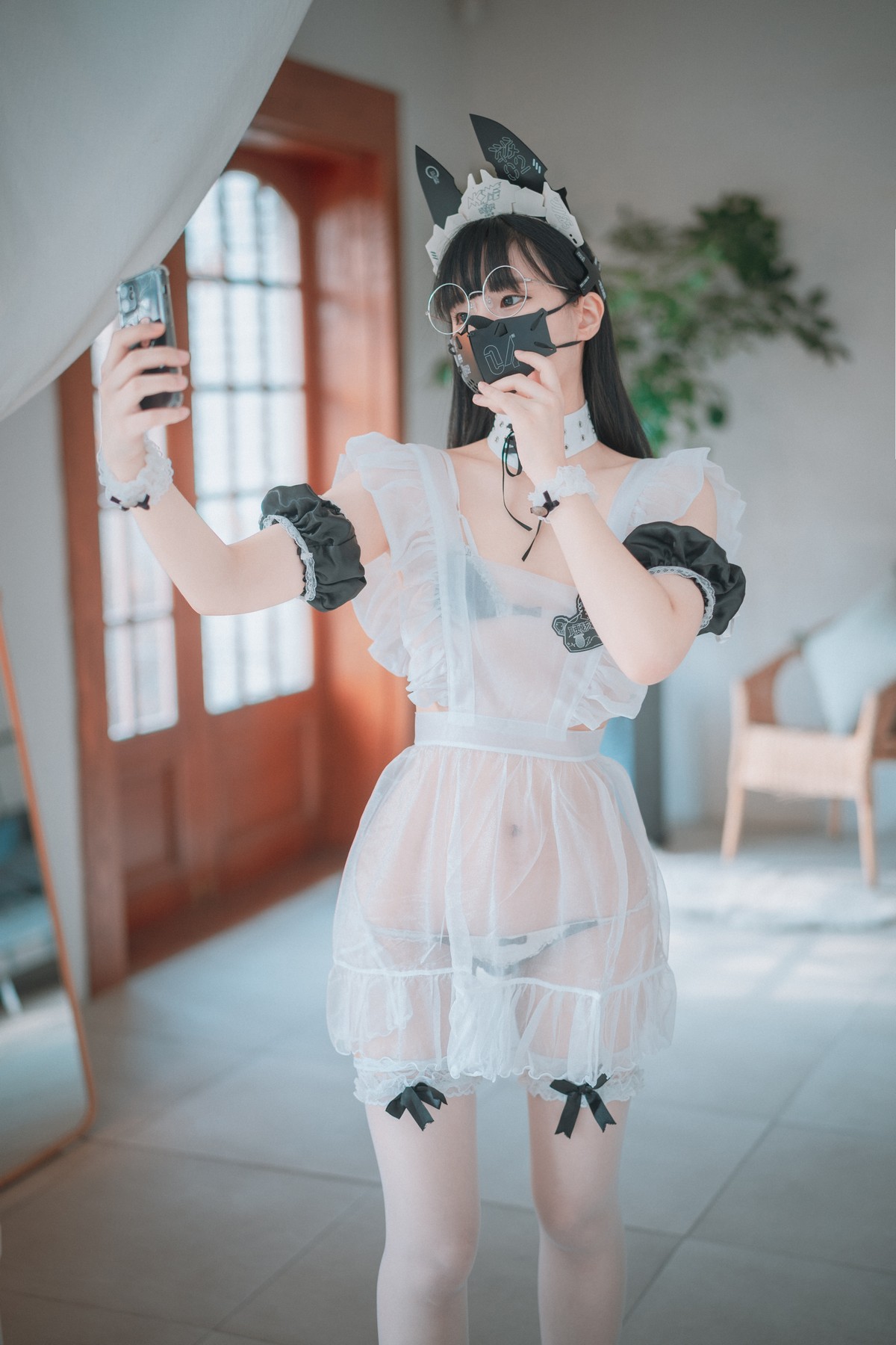 xgyw.top_[DJAWA]No.019_模特Jenny_Maid Mansion主题薄透上衣配白丝袜撩人诱惑写真113P