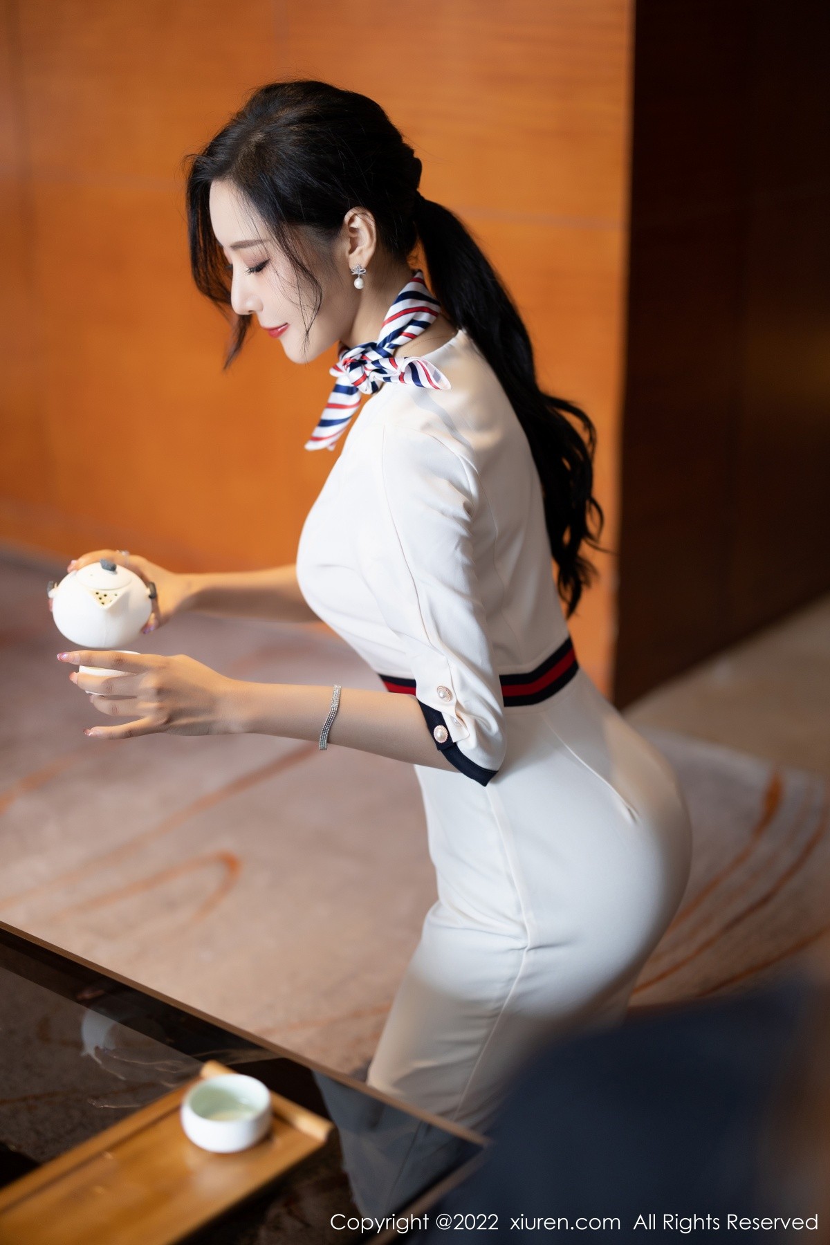 xgyw.top_XiuRen第4963期_女神王馨瑶yanni白色连衣短裙露红色内衣配原色丝袜诱惑写真71P