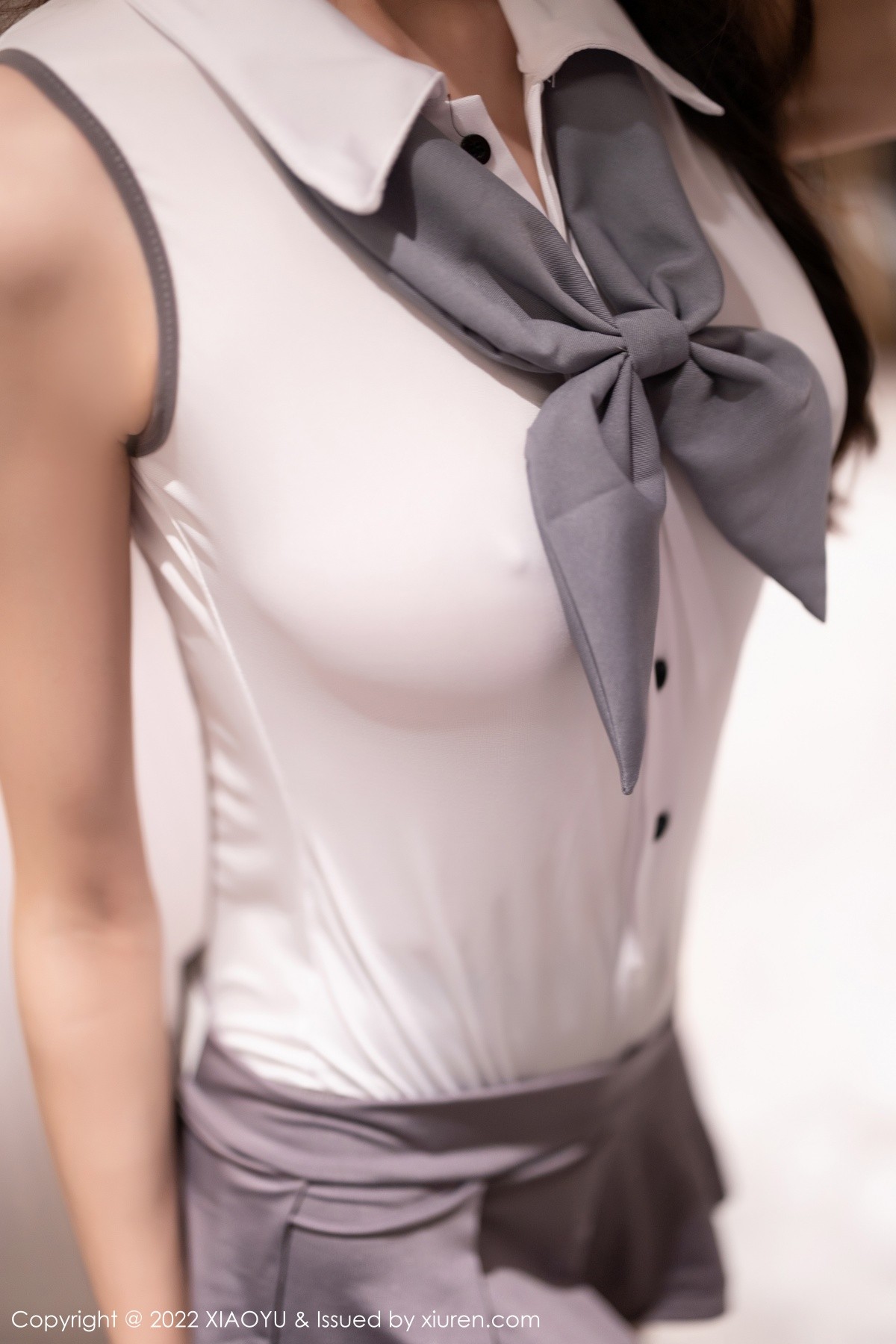 xgyw.top_[XiaoYu画语界]Vol.770_模特程程程私房白色上衣配灰短裙超薄灰丝秀苗条身材性感写真78P