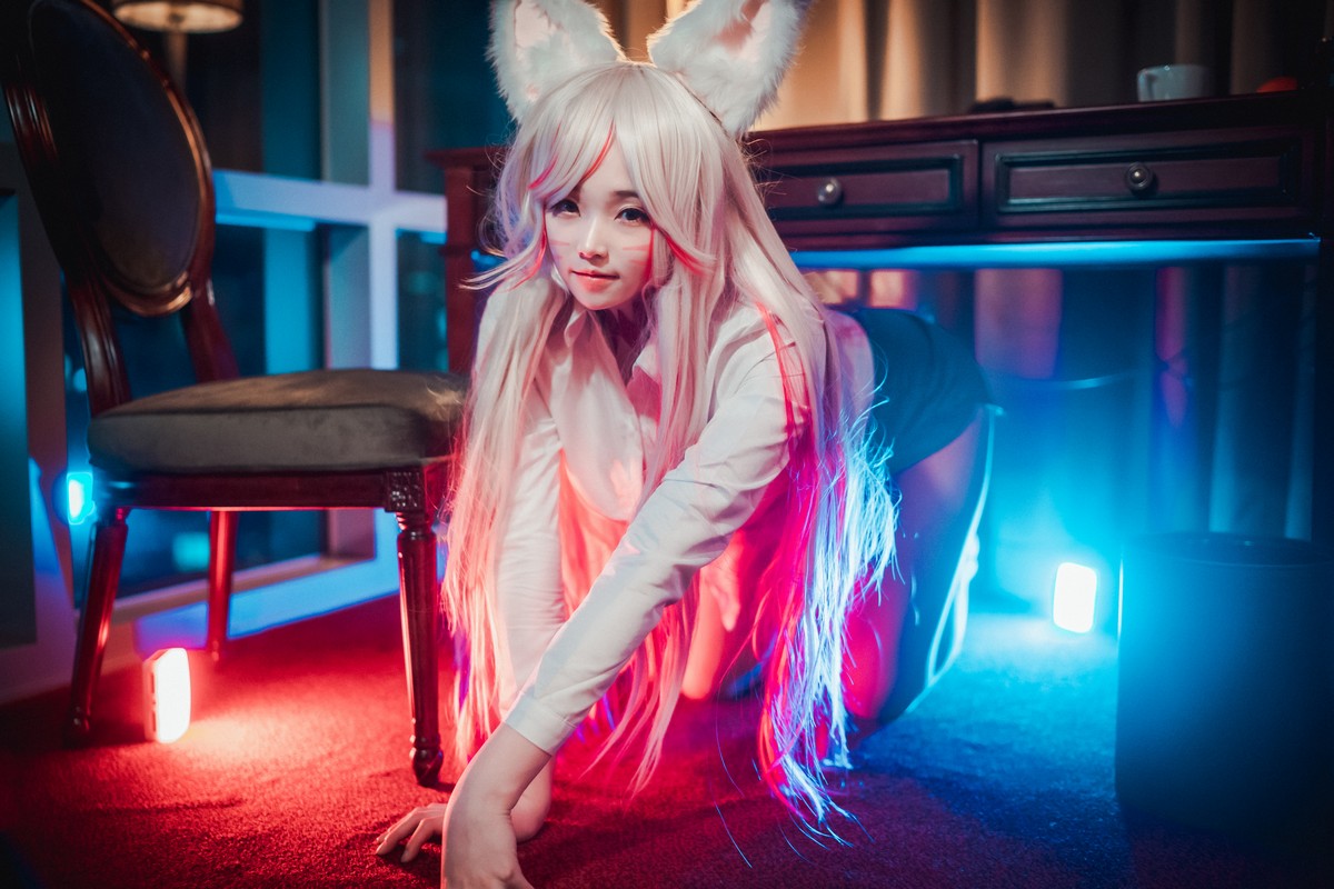 xgyw.top_[DJAWA]No.023_模特BamBi_Kumiho in the Office主题白衬衣配黑短裙秀美腿诱惑写真58P