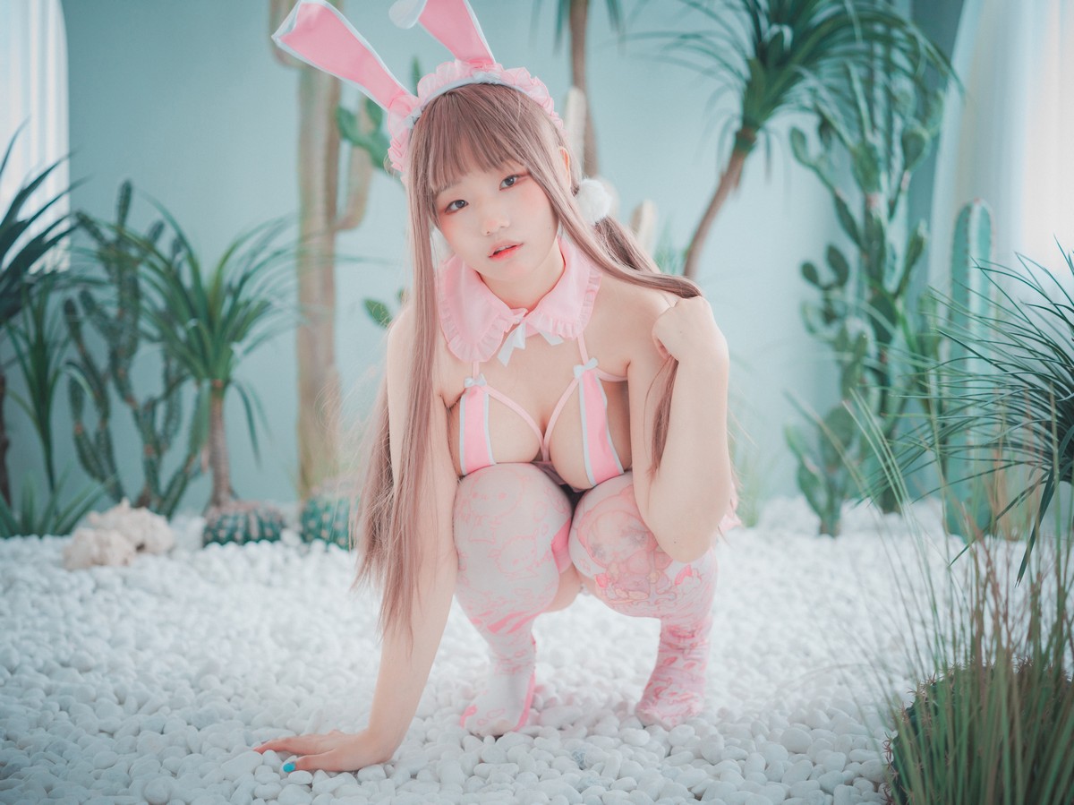 xgyw.top_[DJAWA]No.038_模特Mimmi_March Hare主题兔女郎装扮粉色情趣内衣火辣诱惑写真84P