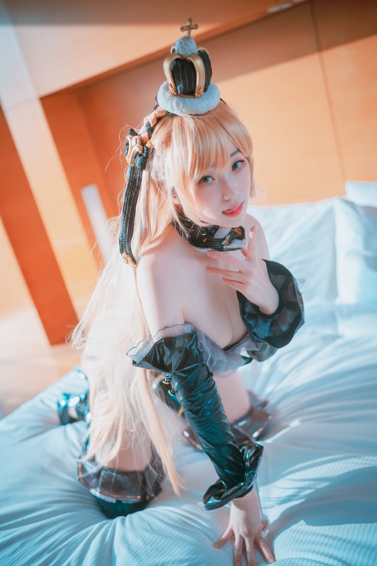 xgyw.top_[DJAWA]No.032_模特BamBi_Queen of Passion主题低胸服饰配丁字裤惹火诱惑写真90P