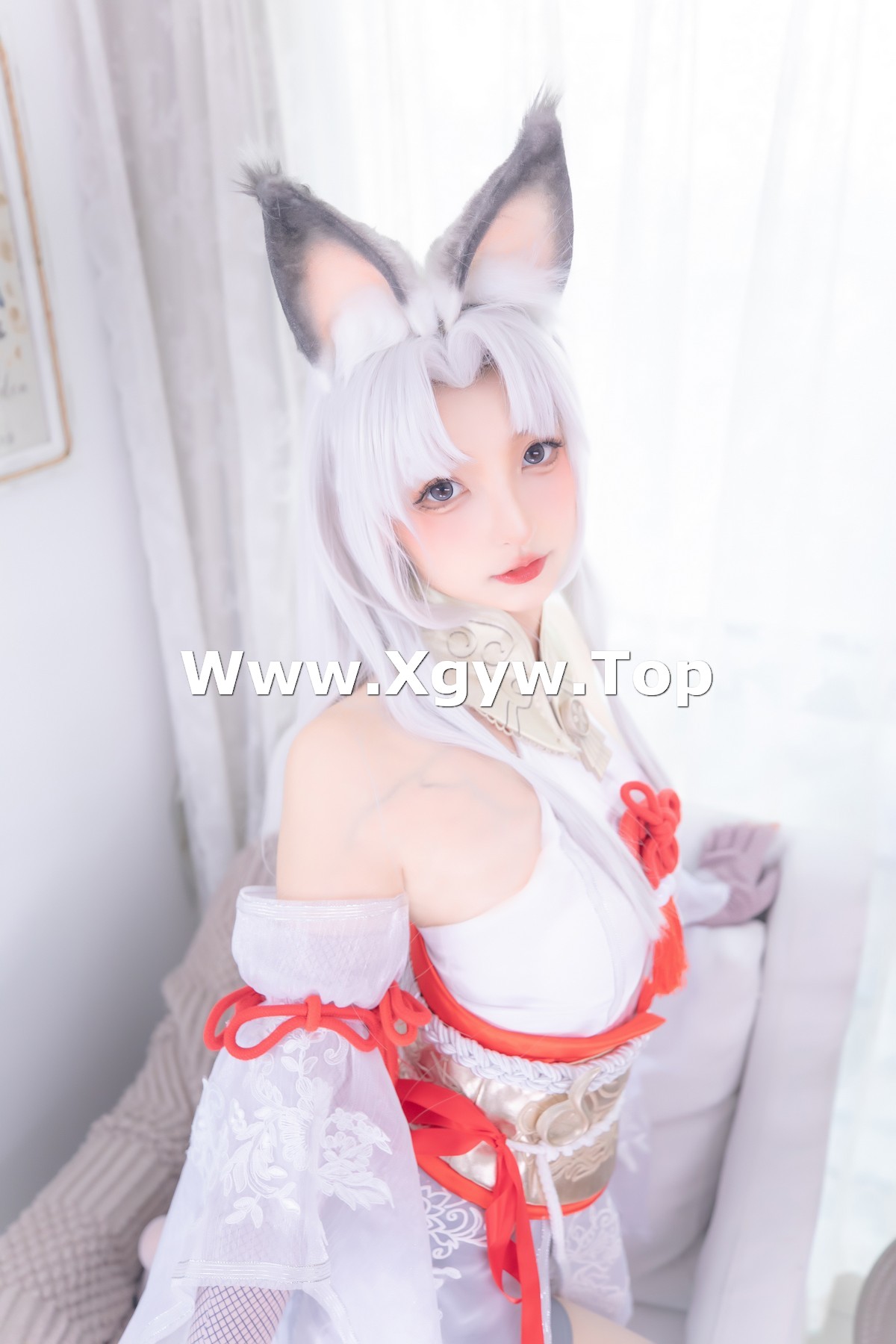 xgyw.top_萝莉美女神楽坂真冬白丝胡桃主题私房性感狐狸装扮白丝袜秀美腿玉足性感写真75P