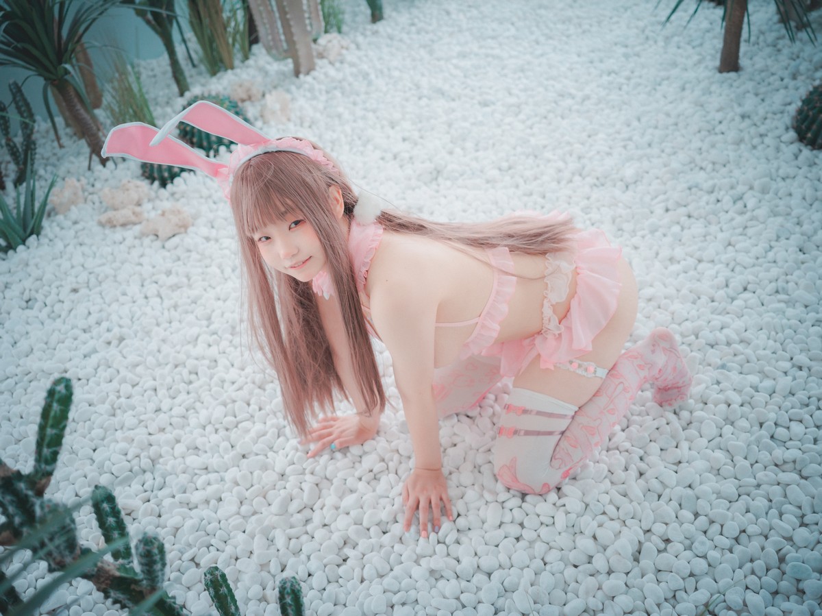 xgyw.top_[DJAWA]No.038_模特Mimmi_March Hare主题兔女郎装扮粉色情趣内衣火辣诱惑写真84P