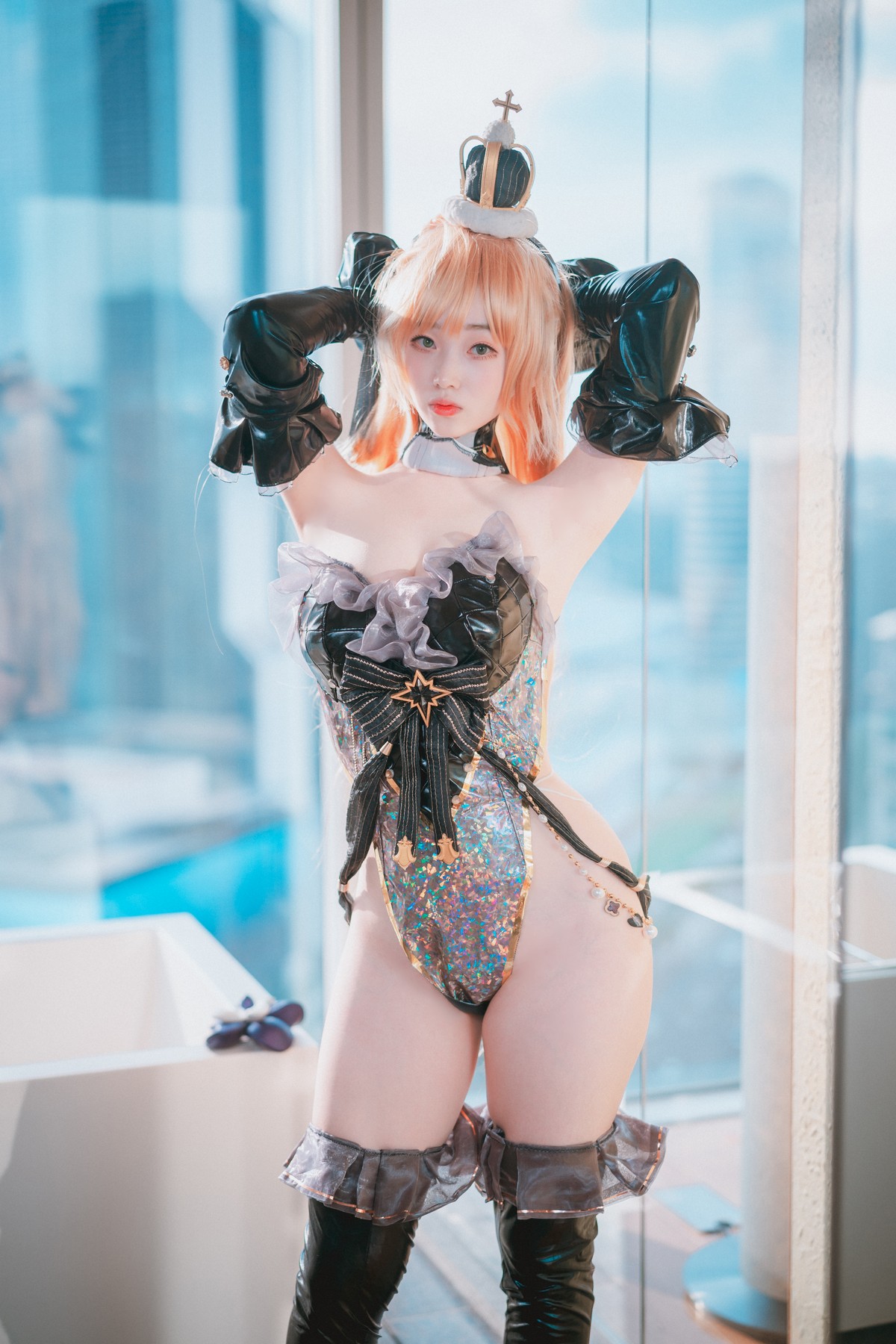 xgyw.top_[DJAWA]No.032_模特BamBi_Queen of Passion主题低胸服饰配丁字裤惹火诱惑写真90P