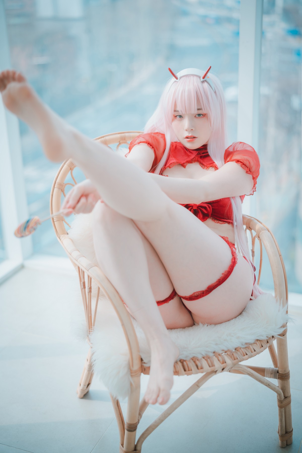 xgyw.top_[DJAWA]No.041_模特PIA_Darling in the FranXX主题性感红色内衣秀白嫩肌肤诱惑写真105P