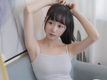 萌系大姐姐木绵绵OwO卧室背心黑色丝袜主题私人性感白色背心配黑色丝袜裤袜骚扰写真40P
