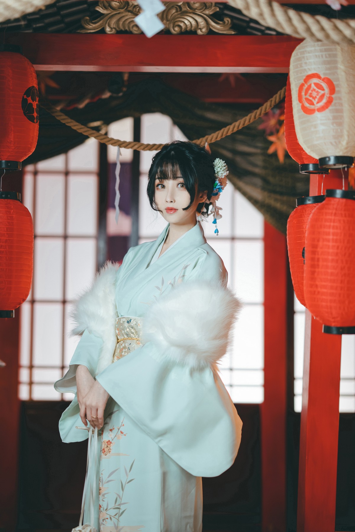 xgyw.top_网络美女rioko凉凉子温泉旅行主题私房脱日系服饰露性感蕾丝内衣迷人诱惑写真31P