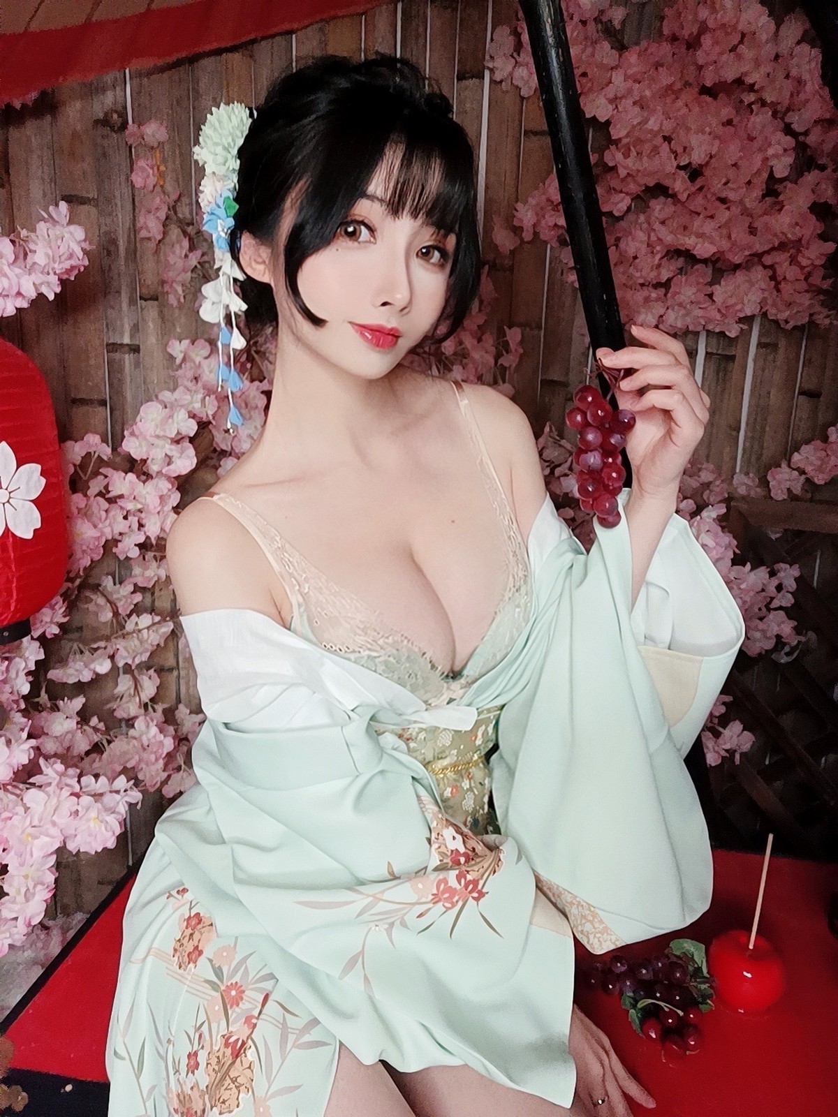 xgyw.top_网络美女rioko凉凉子温泉旅行主题私房脱日系服饰露性感蕾丝内衣迷人诱惑写真31P