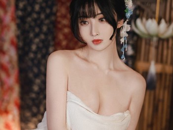 网络青春美女rioko凉凉子温泉旅行主题私人脱亚洲服饰露性感蕾丝内衣迷人骚扰写真31P
