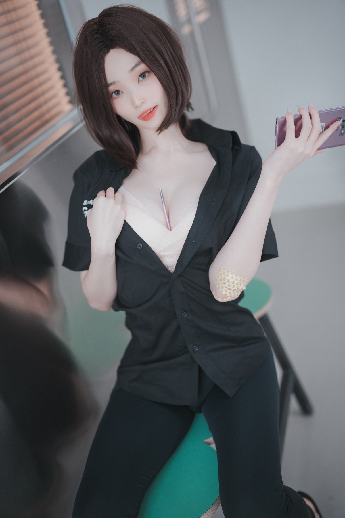 xgyw.top_[DJAWA]No.045_模特BamBi_Hi Sam!主题半脱性感黑色服饰露三点式内衣诱惑写真176P