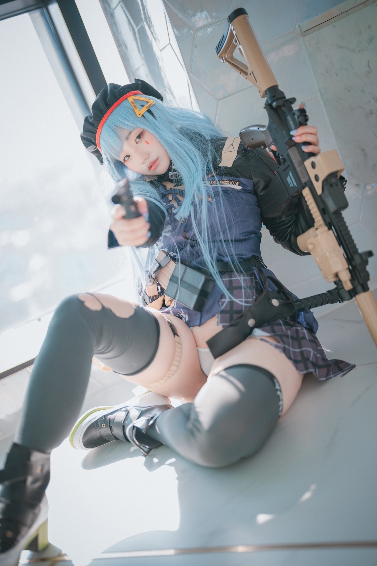 xgyw.top_[DJAWA]No.043_模特Mimmi_Girls Frontline主题短裙下性感丁字裤秀翘臀诱惑写真244P