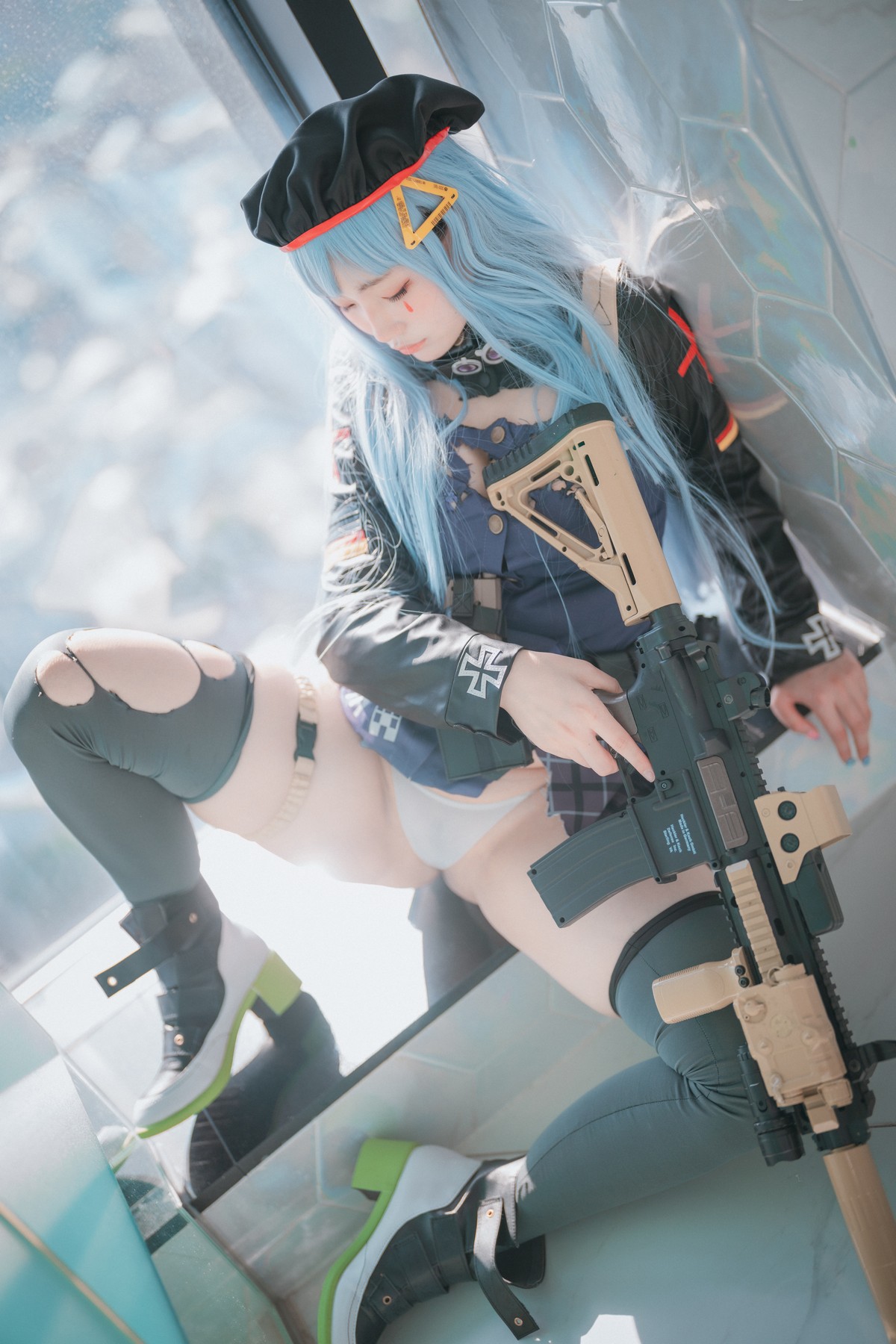 xgyw.top_[DJAWA]No.043_模特Mimmi_Girls Frontline主题短裙下性感丁字裤秀翘臀诱惑写真244P