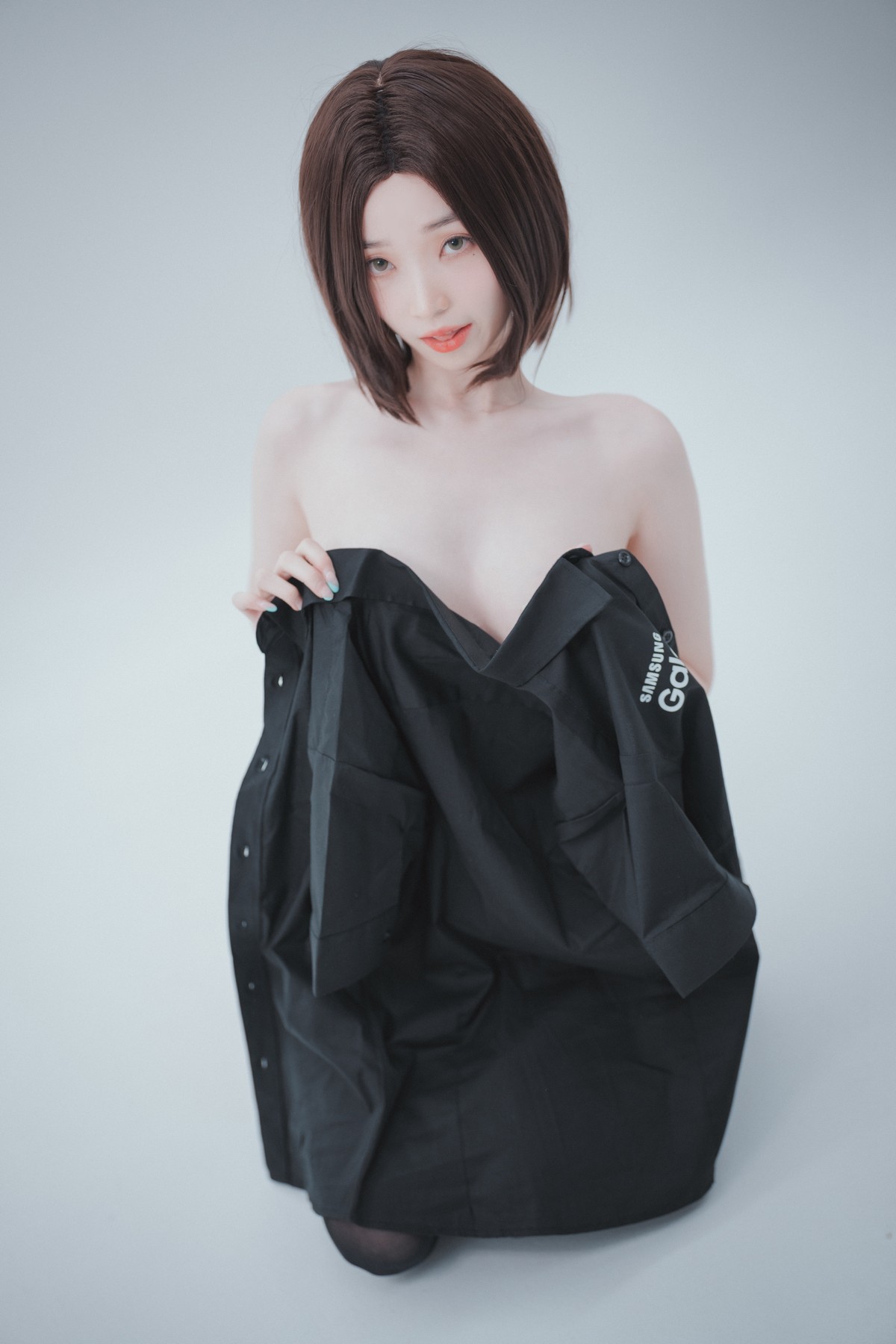 xgyw.top_[DJAWA]No.045_模特BamBi_Hi Sam!主题半脱性感黑色服饰露三点式内衣诱惑写真176P