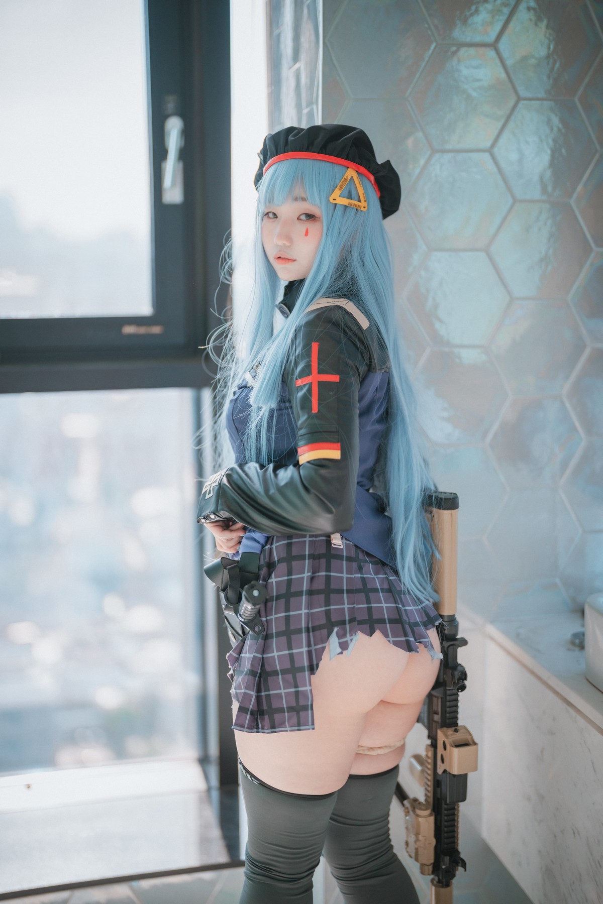 xgyw.top_[DJAWA]No.043_模特Mimmi_Girls Frontline主题短裙下性感丁字裤秀翘臀诱惑写真244P