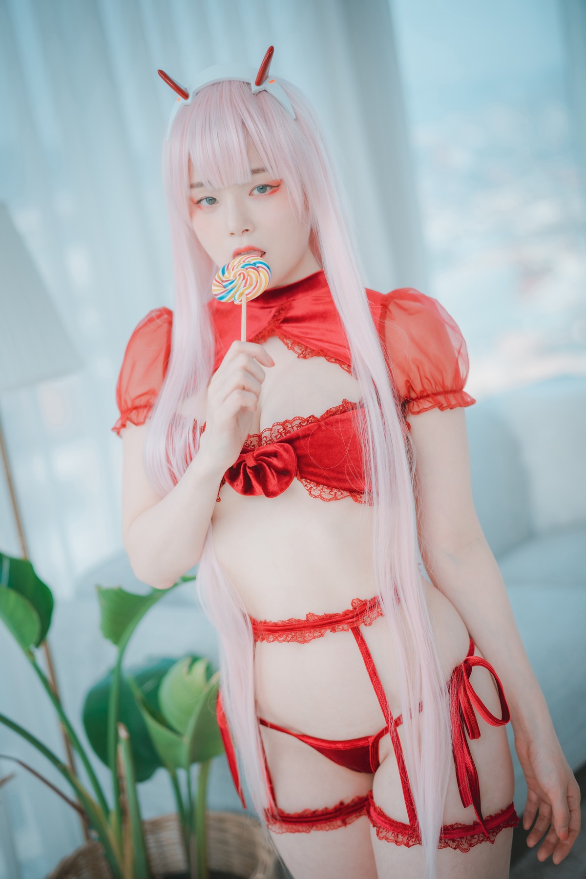 xgyw.top_[DJAWA]No.041_模特PIA_Darling in the FranXX主题性感红色内衣秀白嫩肌肤诱惑写真105P