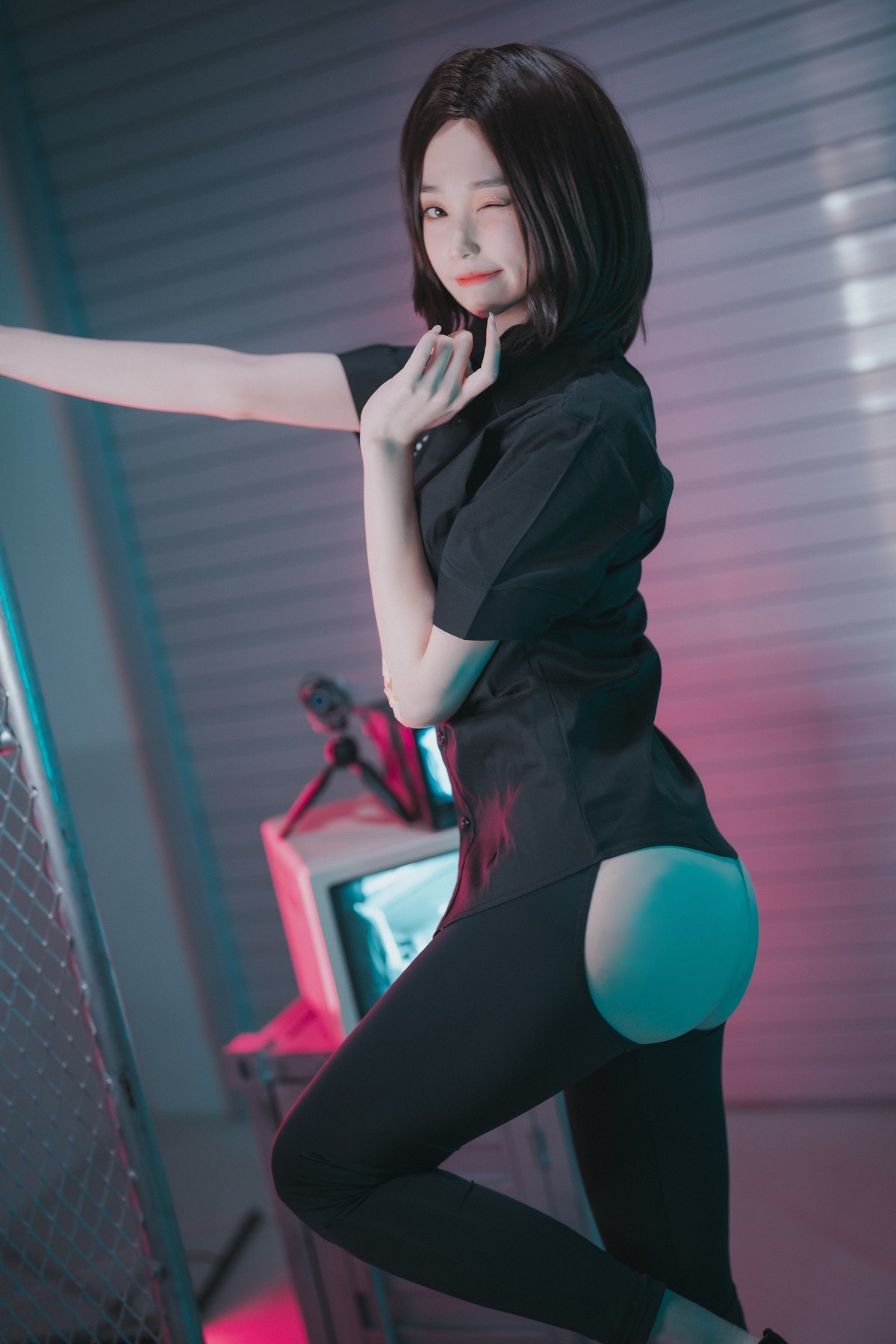 xgyw.top_[DJAWA]No.045_模特BamBi_Hi Sam!主题半脱性感黑色服饰露三点式内衣诱惑写真176P