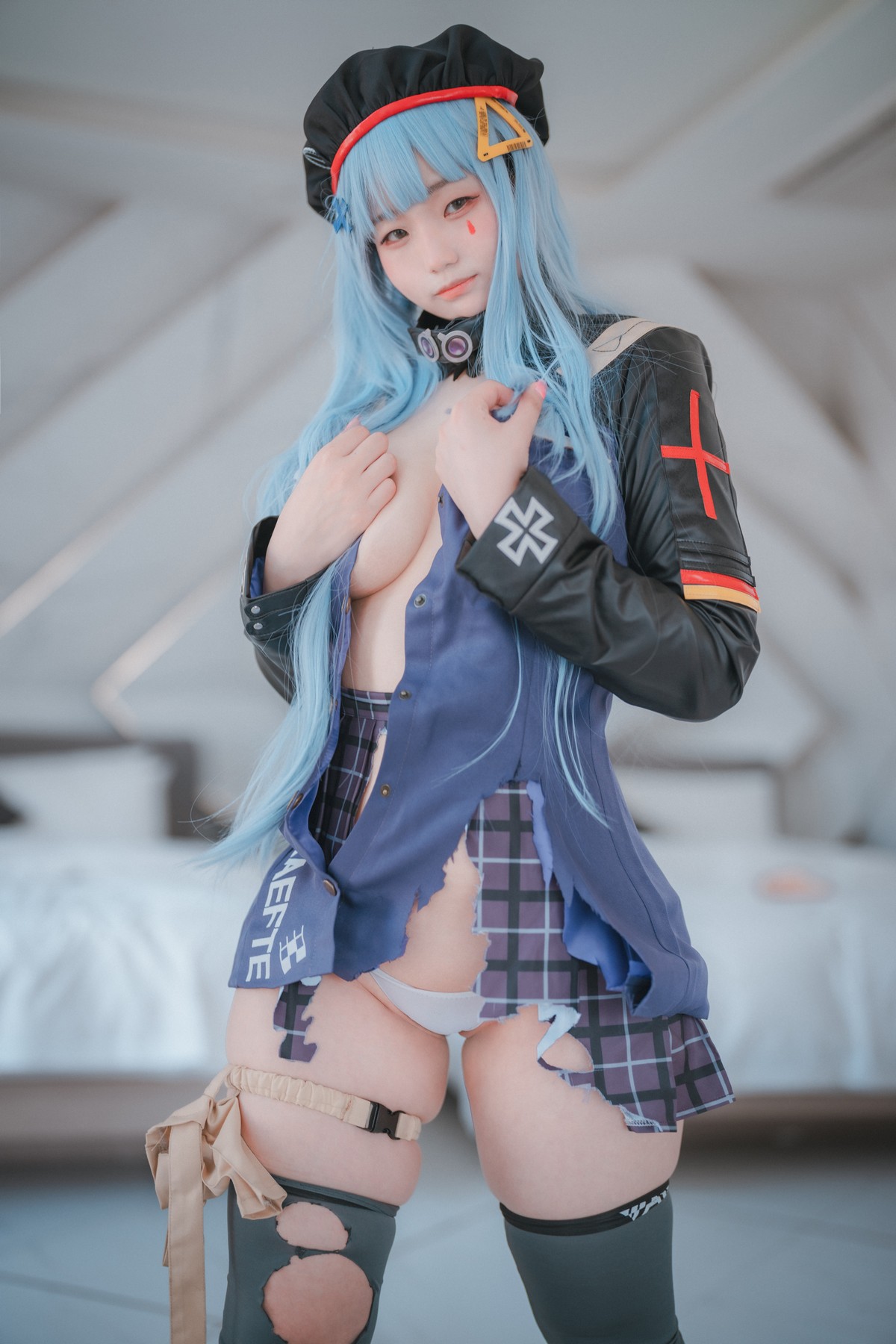 xgyw.top_[DJAWA]No.043_模特Mimmi_Girls Frontline主题短裙下性感丁字裤秀翘臀诱惑写真244P