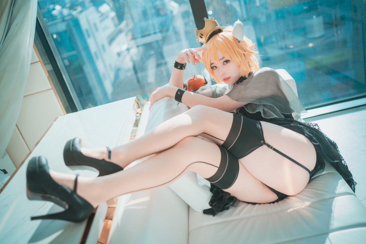 xgyw.top_[DJAWA]No.040_模特BamBi_Bowsette主题私房半脱露性感黑色三点式内衣诱惑写真51P