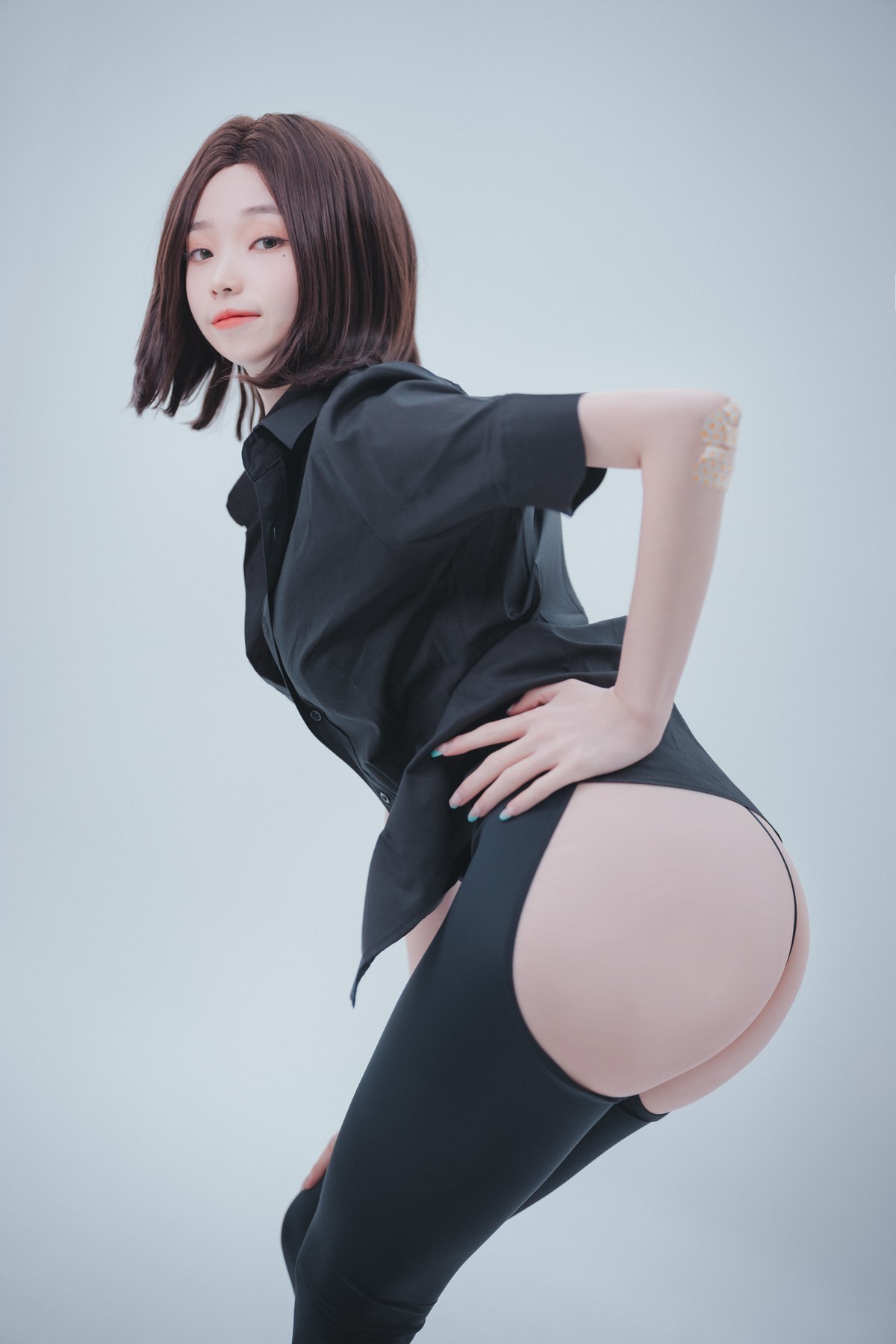 xgyw.top_[DJAWA]No.045_模特BamBi_Hi Sam!主题半脱性感黑色服饰露三点式内衣诱惑写真176P