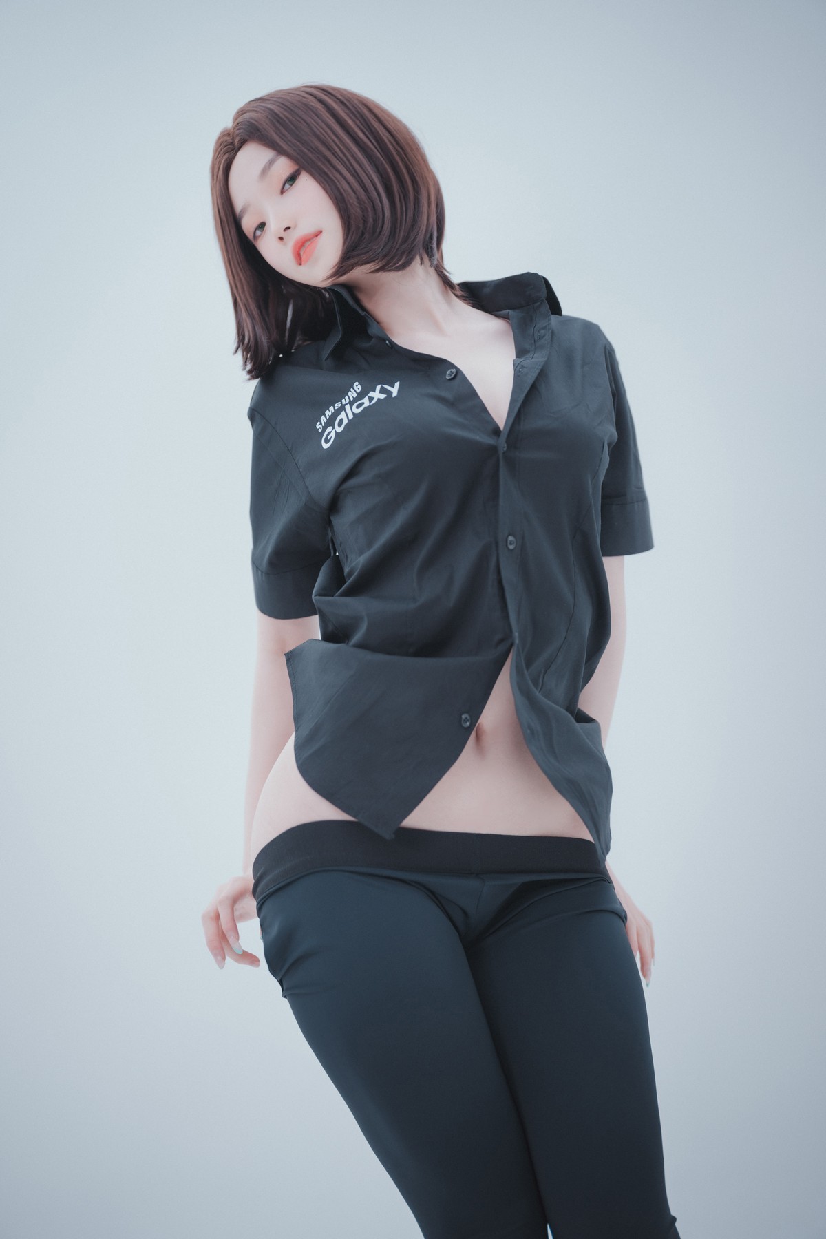 xgyw.top_[DJAWA]No.045_模特BamBi_Hi Sam!主题半脱性感黑色服饰露三点式内衣诱惑写真176P