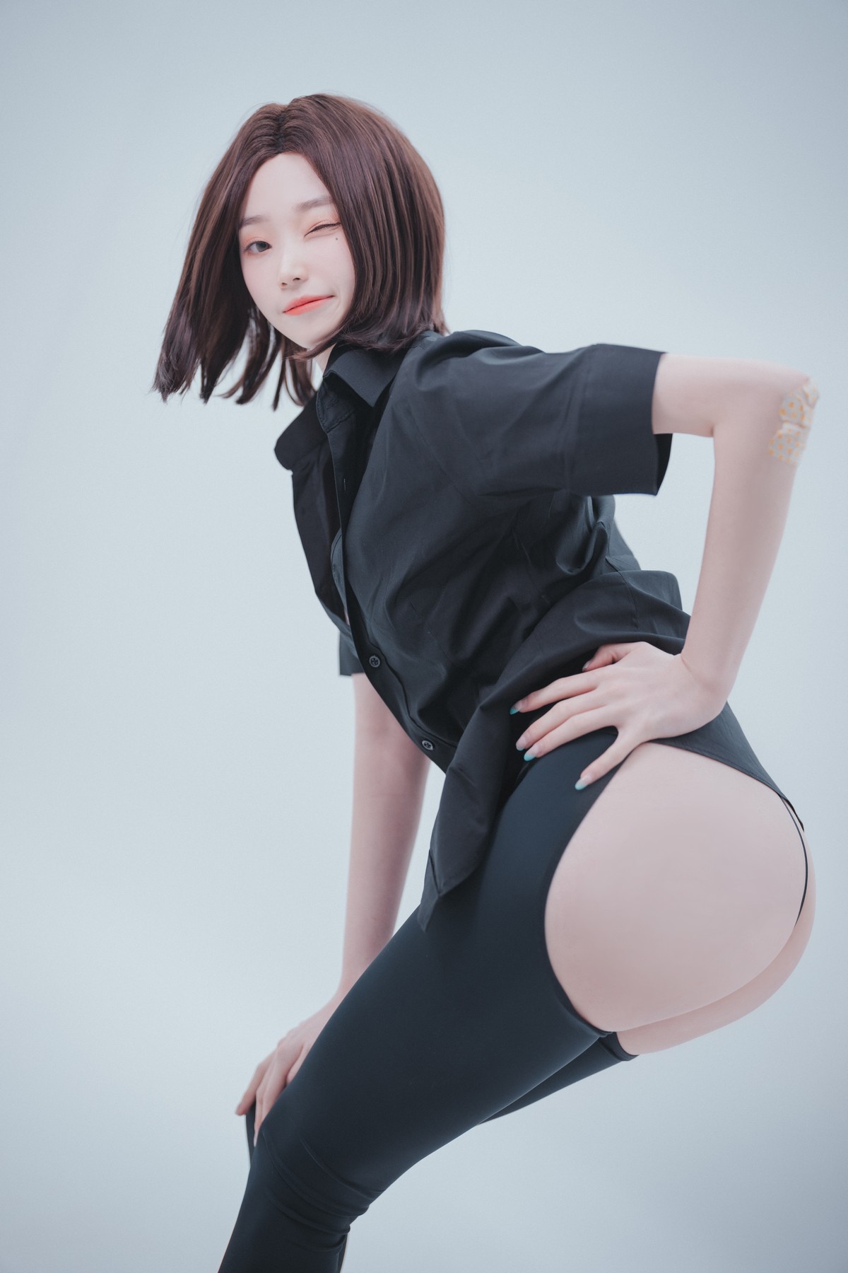 xgyw.top_[DJAWA]No.045_模特BamBi_Hi Sam!主题半脱性感黑色服饰露三点式内衣诱惑写真176P