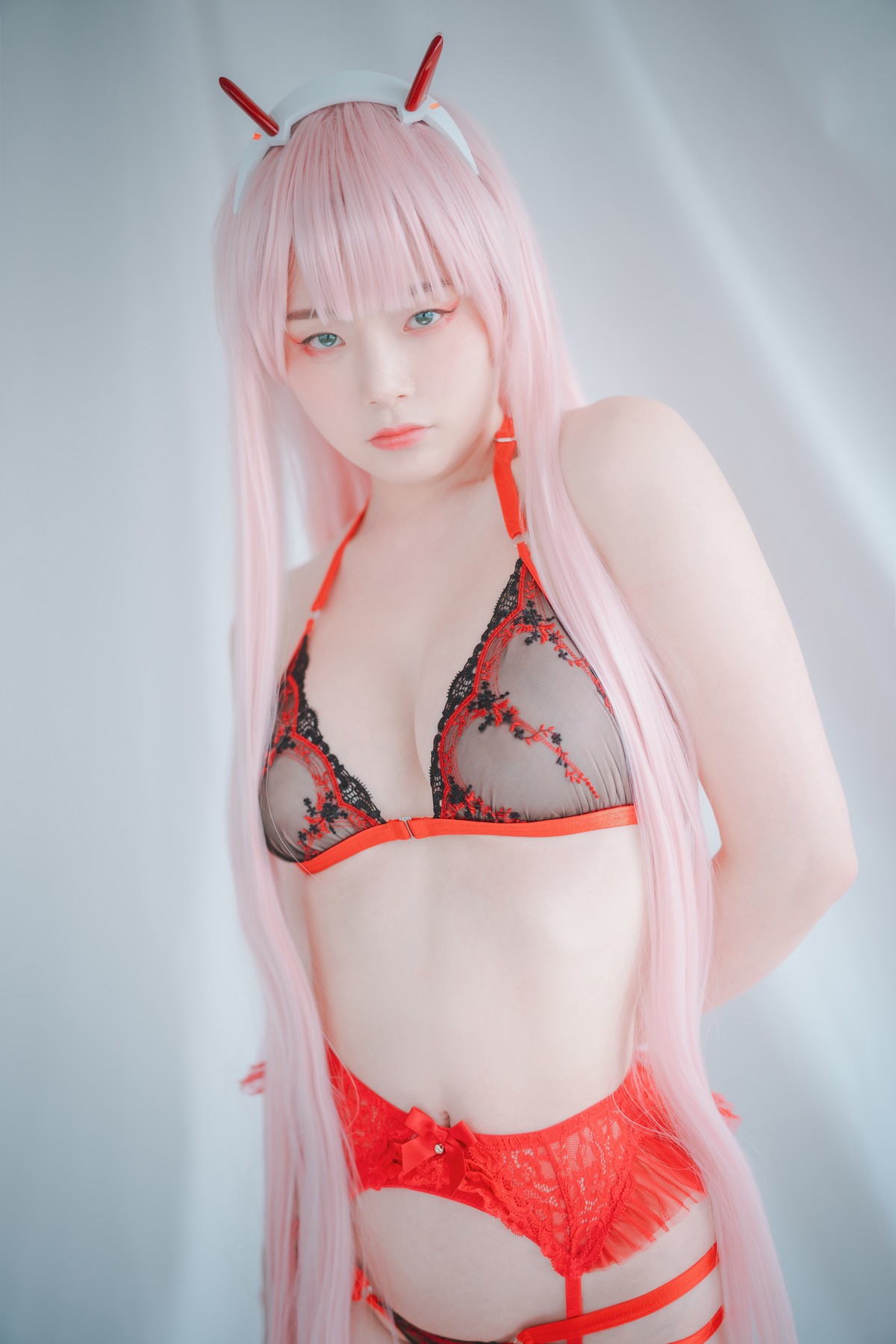 xgyw.top_[DJAWA]No.041_模特PIA_Darling in the FranXX主题性感红色内衣秀白嫩肌肤诱惑写真105P