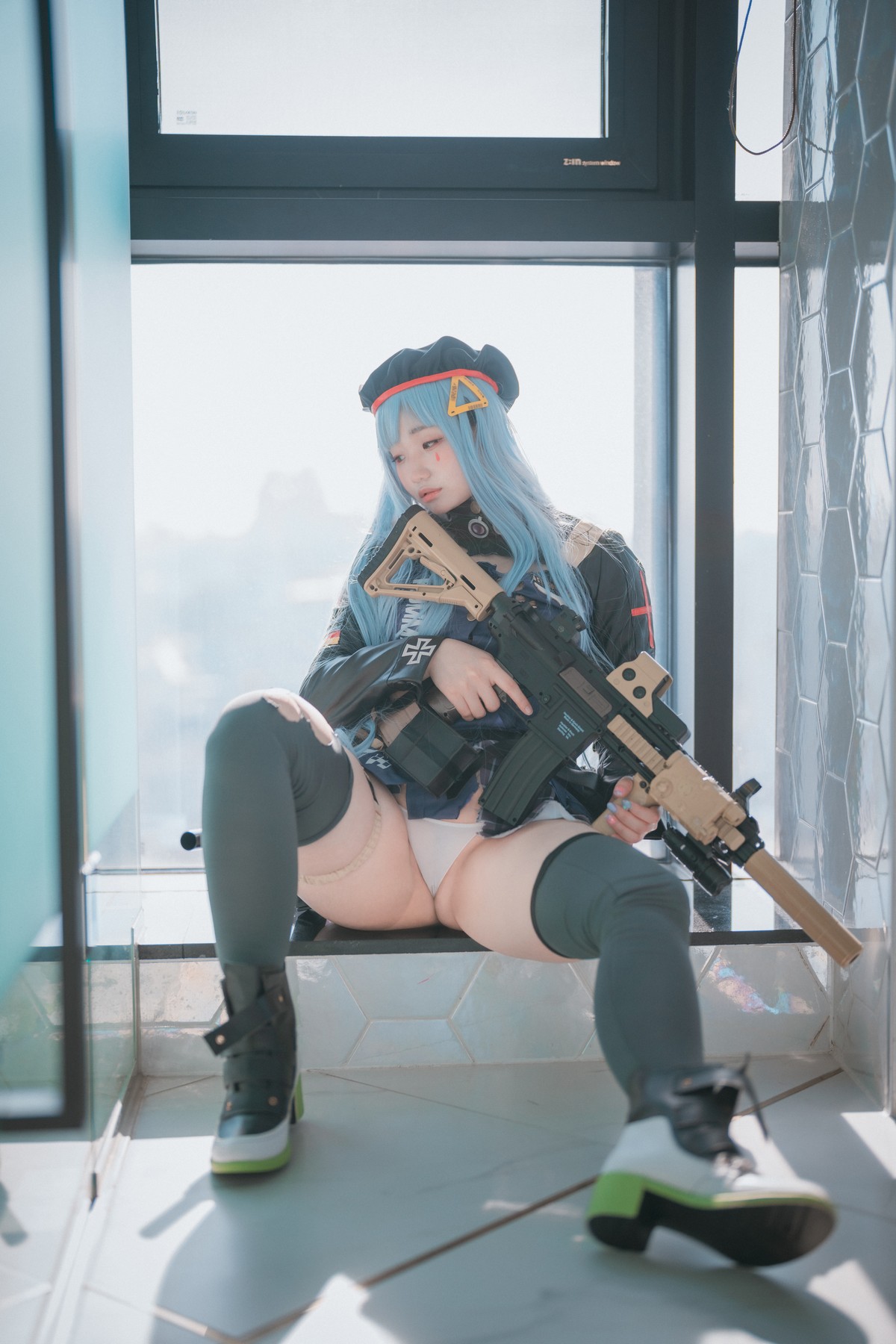 xgyw.top_[DJAWA]No.043_模特Mimmi_Girls Frontline主题短裙下性感丁字裤秀翘臀诱惑写真244P