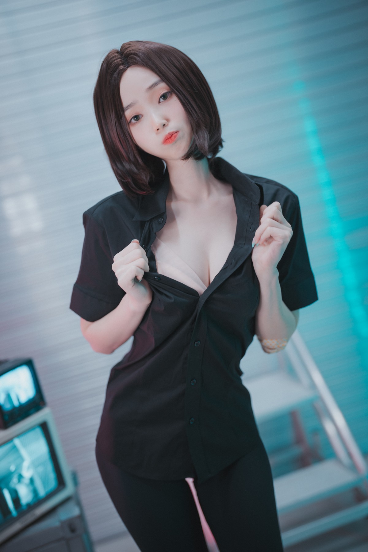 xgyw.top_[DJAWA]No.045_模特BamBi_Hi Sam!主题半脱性感黑色服饰露三点式内衣诱惑写真176P