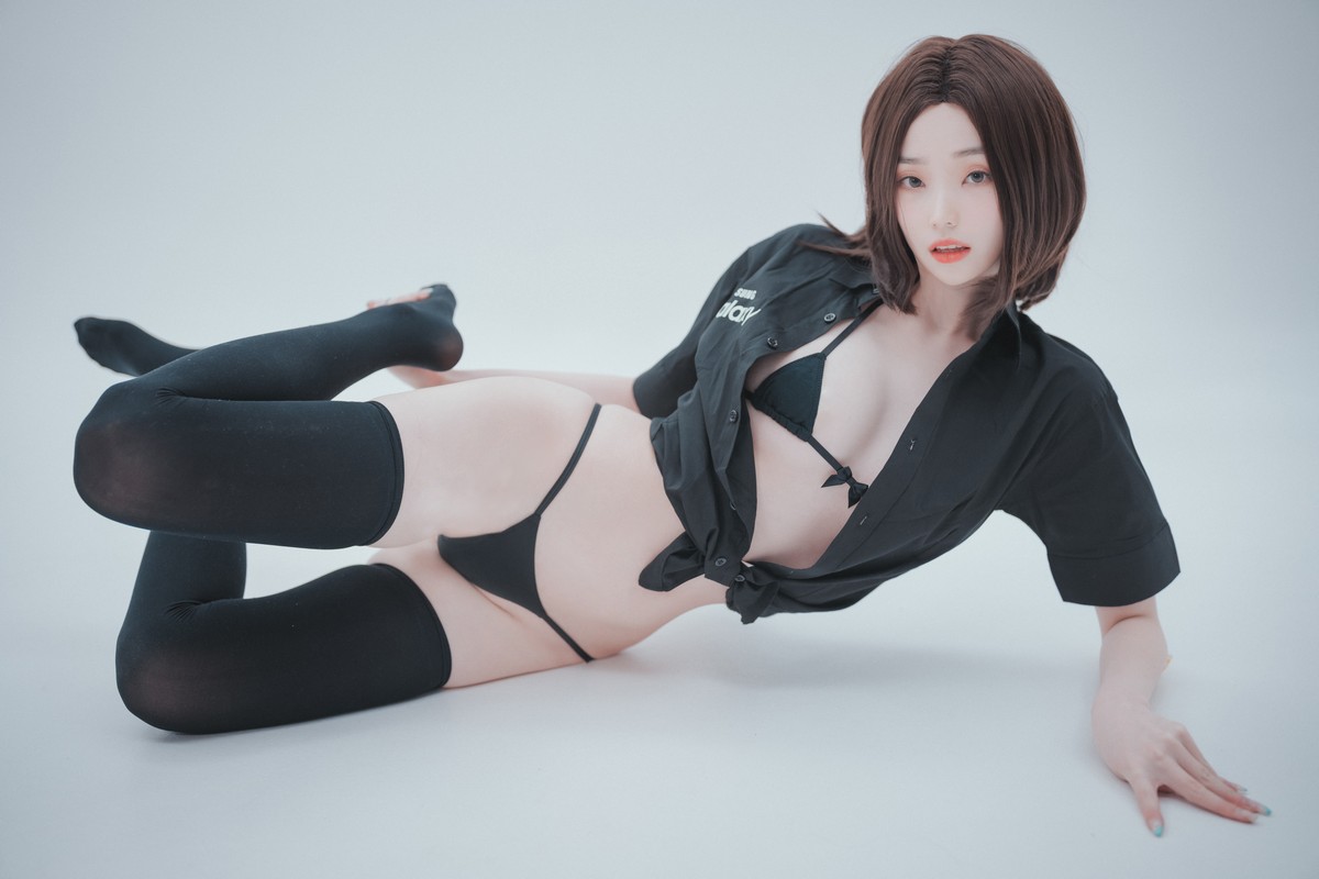 xgyw.top_[DJAWA]No.045_模特BamBi_Hi Sam!主题半脱性感黑色服饰露三点式内衣诱惑写真176P