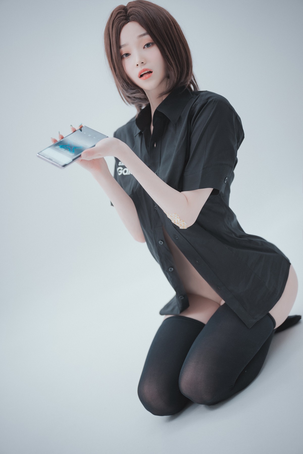 xgyw.top_[DJAWA]No.045_模特BamBi_Hi Sam!主题半脱性感黑色服饰露三点式内衣诱惑写真176P