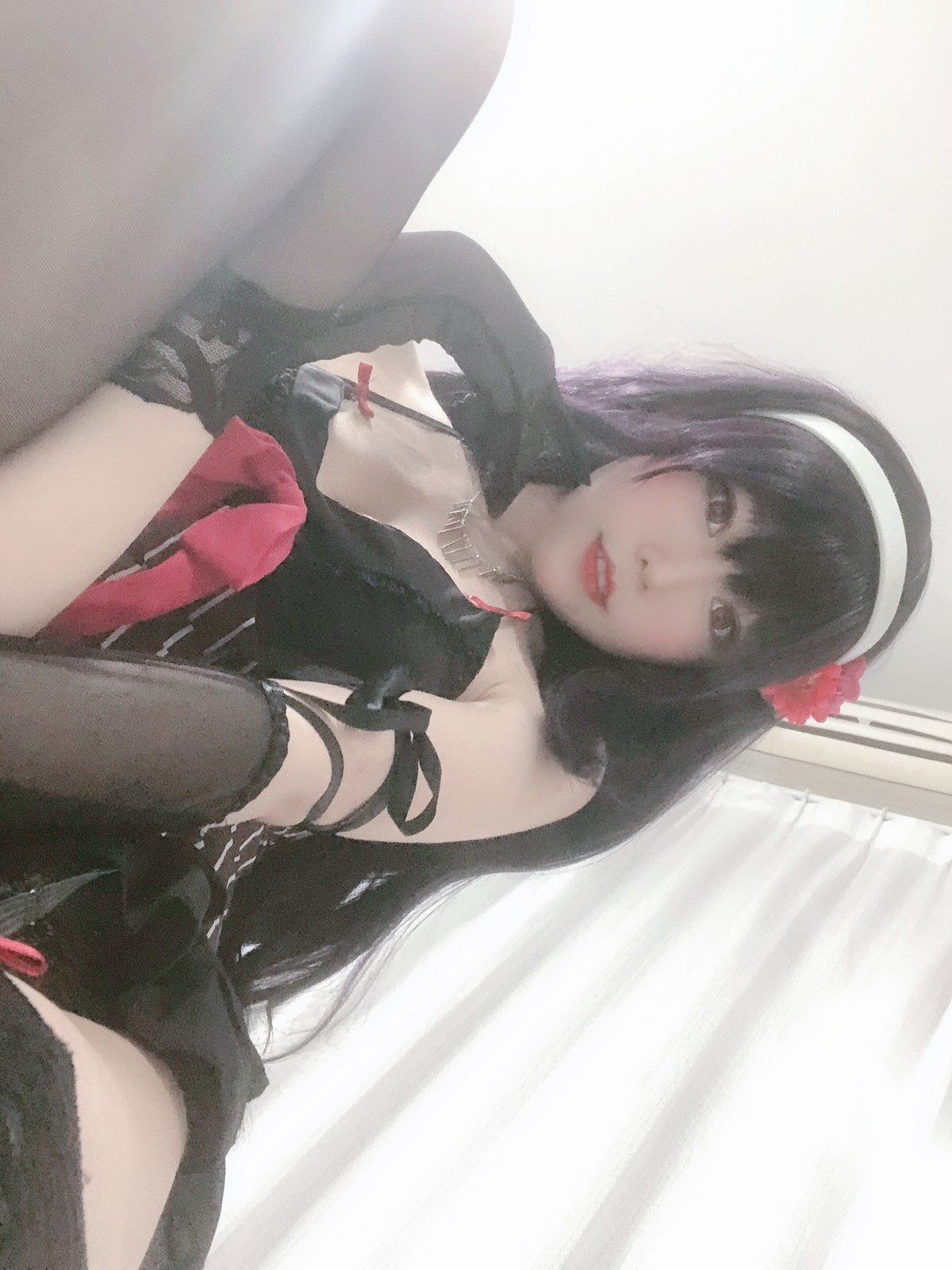 xgyw.top_网红美女香草喵露露诗羽学姐睡衣主题私房黑色低胸吊带睡衣配黑丝袜诱惑写真45P