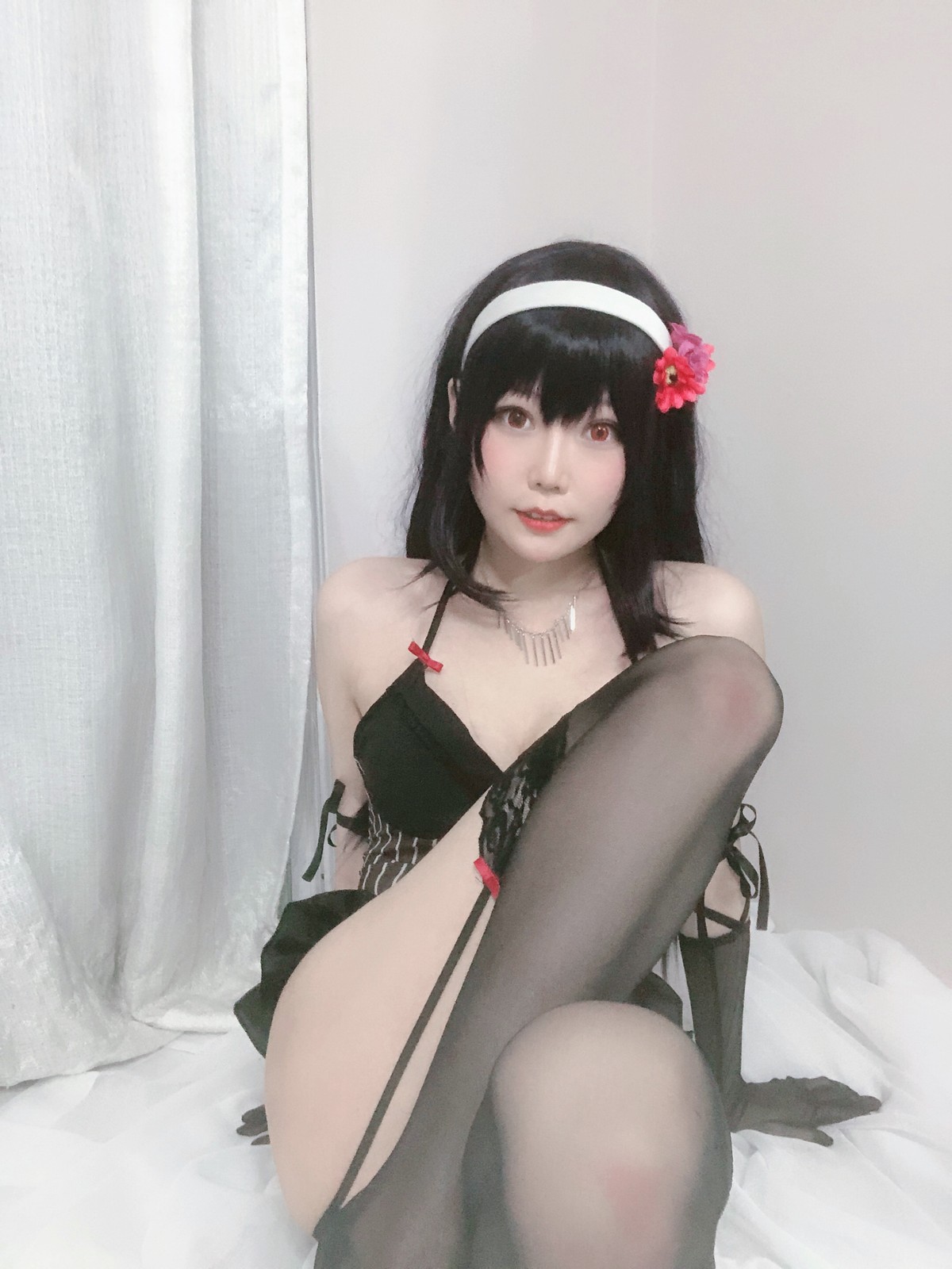 xgyw.top_网红美女香草喵露露诗羽学姐睡衣主题私房黑色低胸吊带睡衣配黑丝袜诱惑写真45P