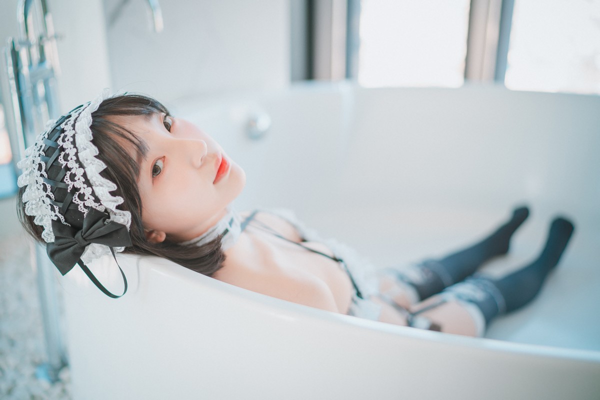 xgyw.top_[DJAWA]No.047_Kang Inkyung_Maid in Lace Limitation主题浴室情趣女仆诱惑写真50P