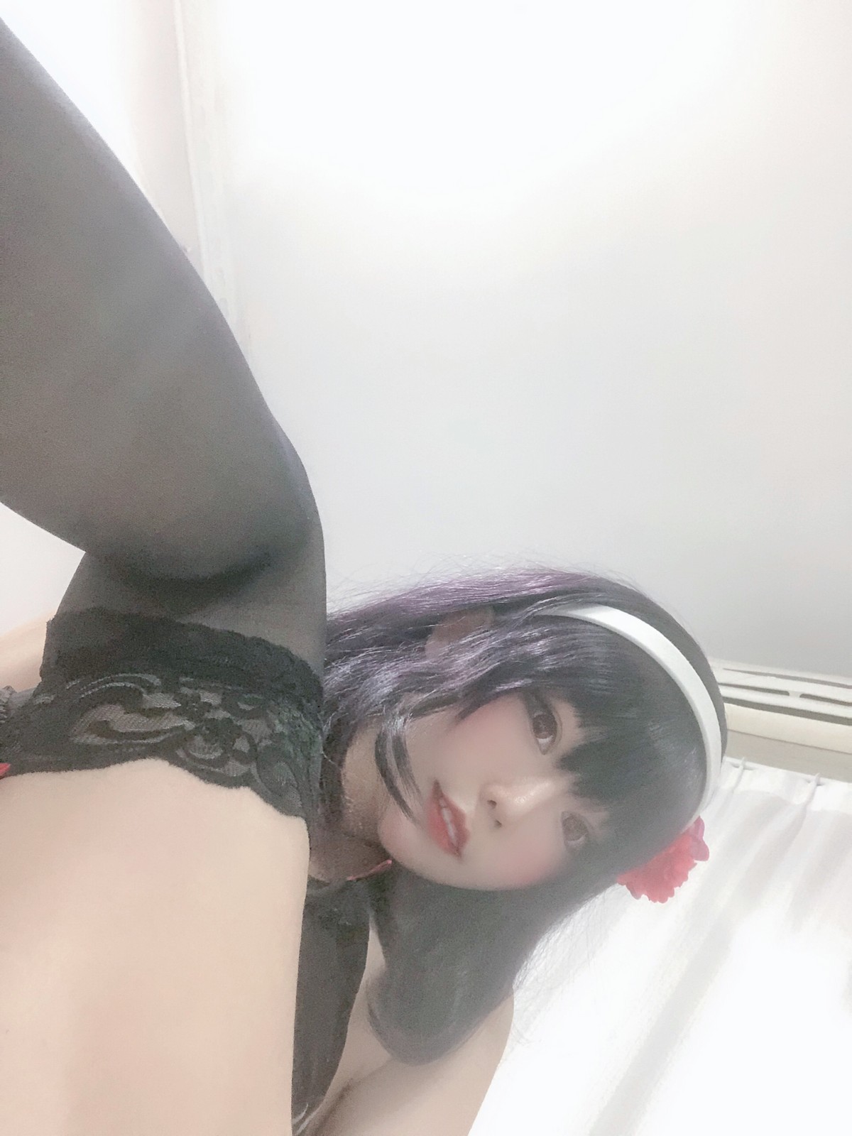 xgyw.top_网红美女香草喵露露诗羽学姐睡衣主题私房黑色低胸吊带睡衣配黑丝袜诱惑写真45P