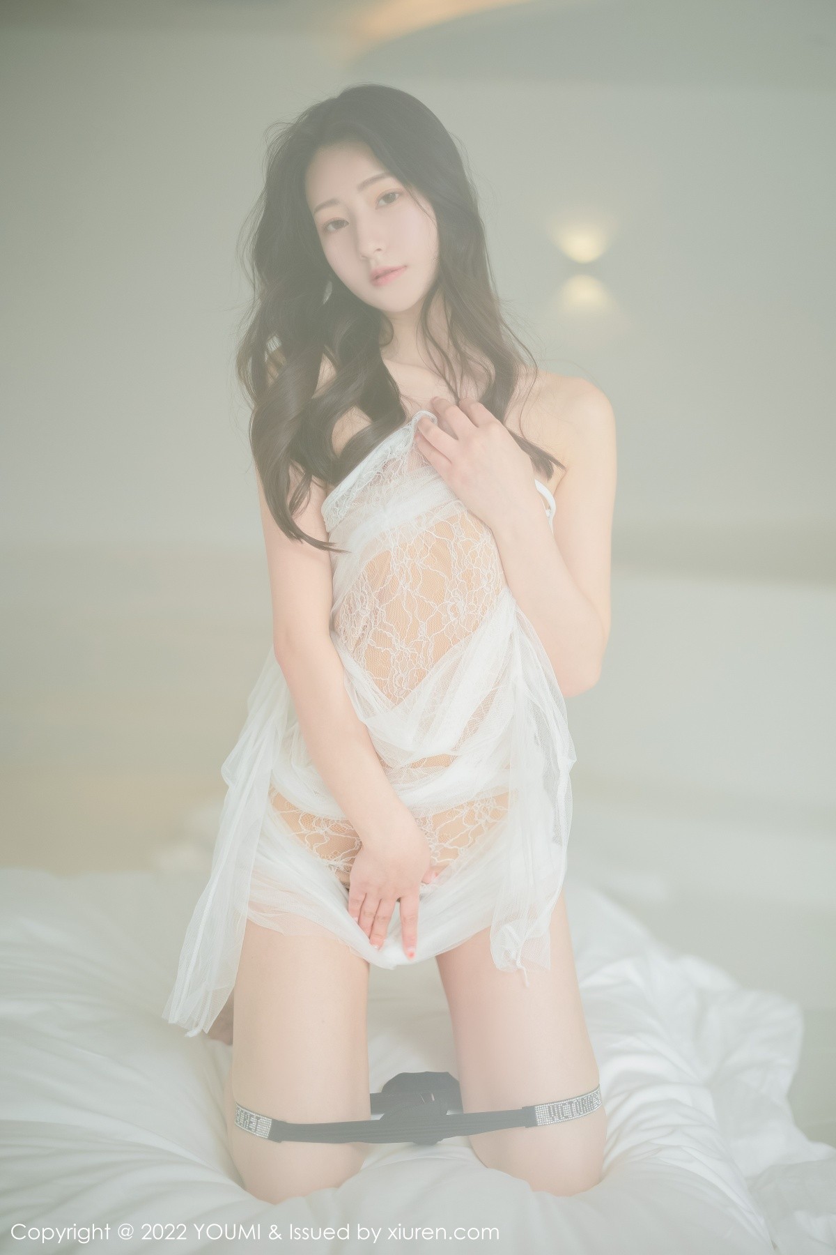 xgyw.top_[YouMi尤蜜荟]Vol.791_模特熊小诺大理旅拍轻透网纱上衣配超薄黑丝秀苗条身材诱惑写真47P