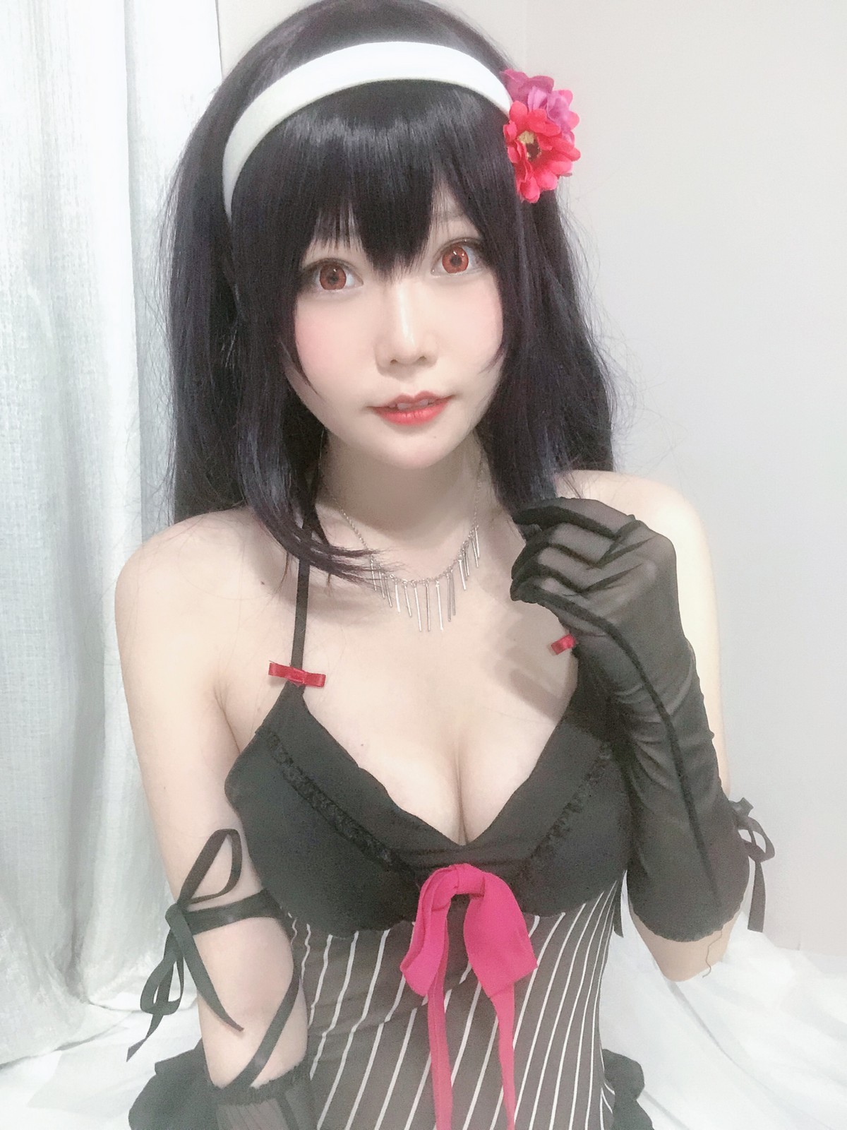 xgyw.top_网红美女香草喵露露诗羽学姐睡衣主题私房黑色低胸吊带睡衣配黑丝袜诱惑写真45P