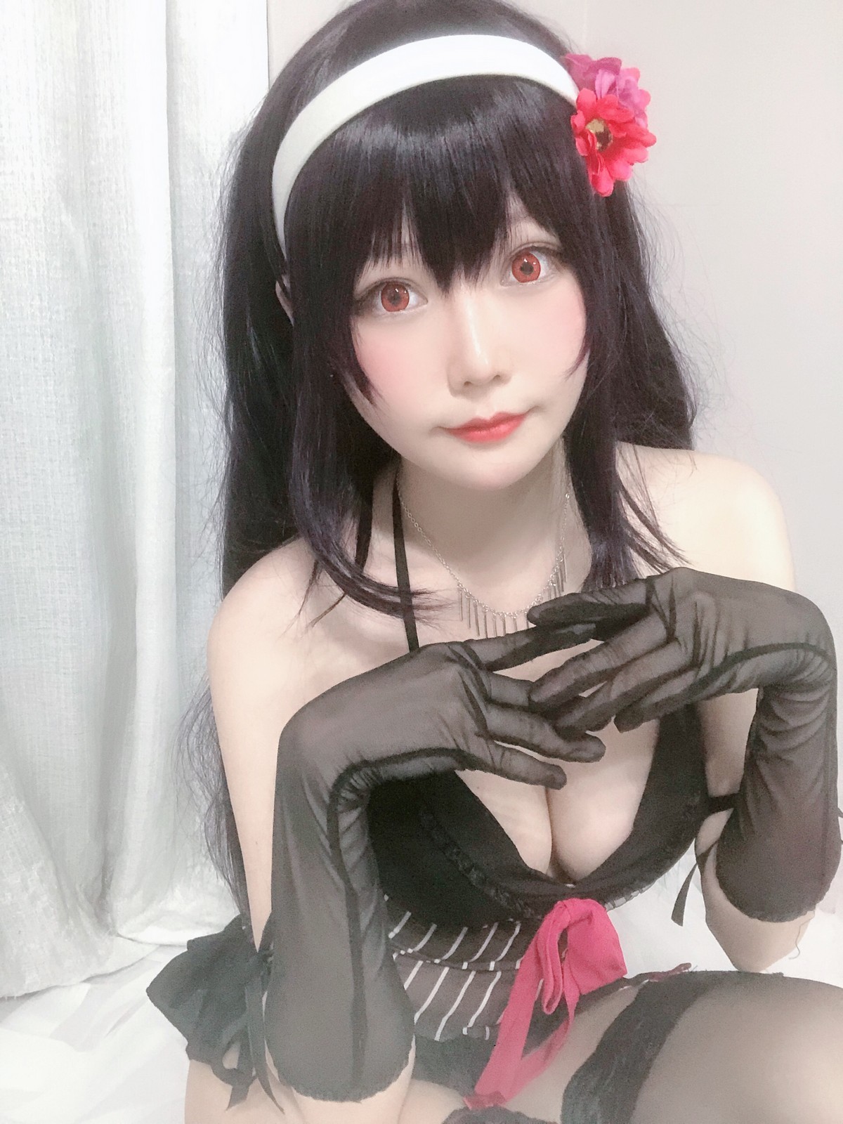 xgyw.top_网红美女香草喵露露诗羽学姐睡衣主题私房黑色低胸吊带睡衣配黑丝袜诱惑写真45P