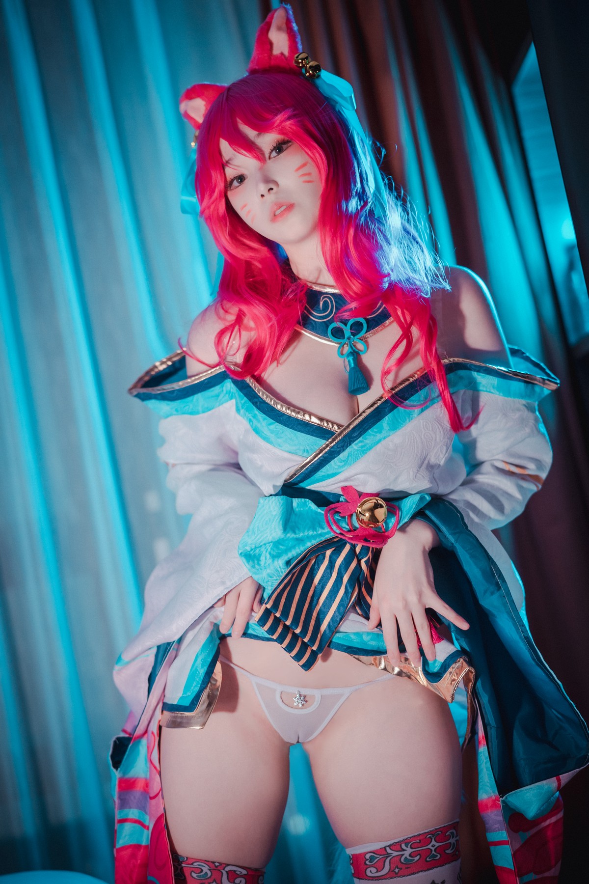 xgyw.top_[DJAWA]No.050_BamBi_Spirit Blossom Ahri主题半脱性感服饰露豪乳遮点诱惑写真145P
