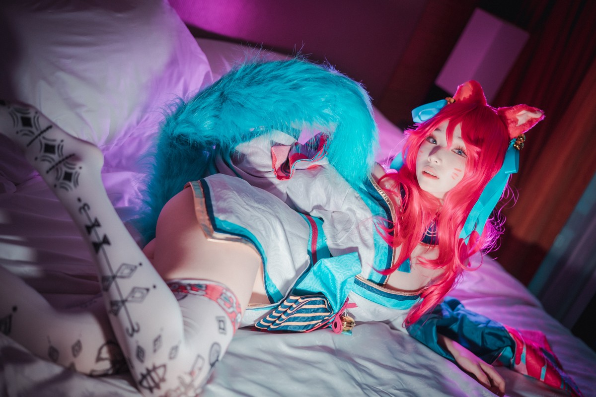 xgyw.top_[DJAWA]No.050_BamBi_Spirit Blossom Ahri主题半脱性感服饰露豪乳遮点诱惑写真145P